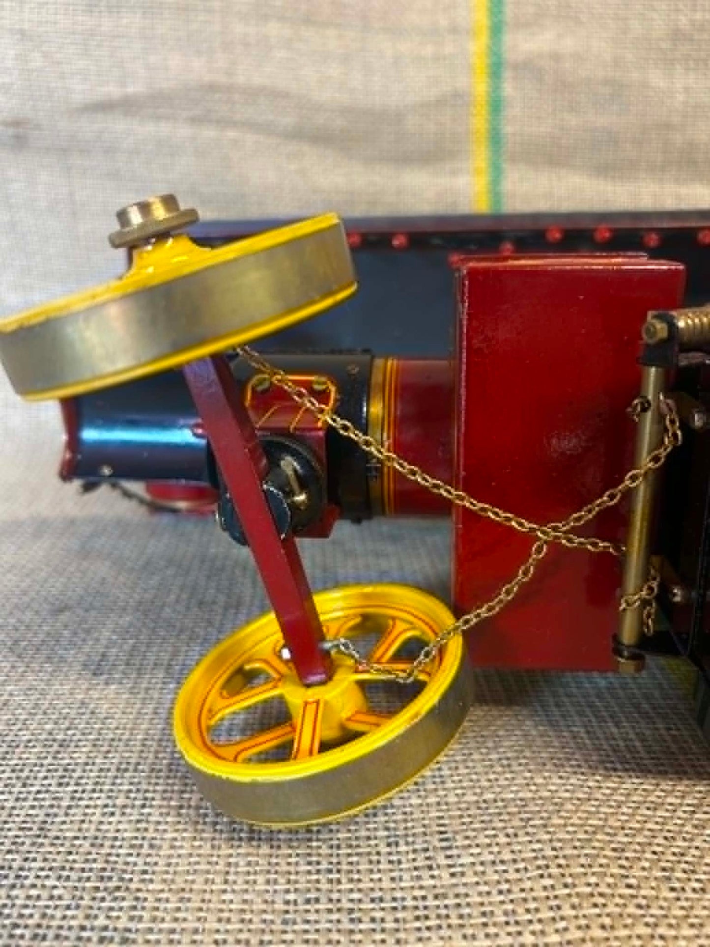 D. R. Mercer Showmans Engine Model with Gas Conversion