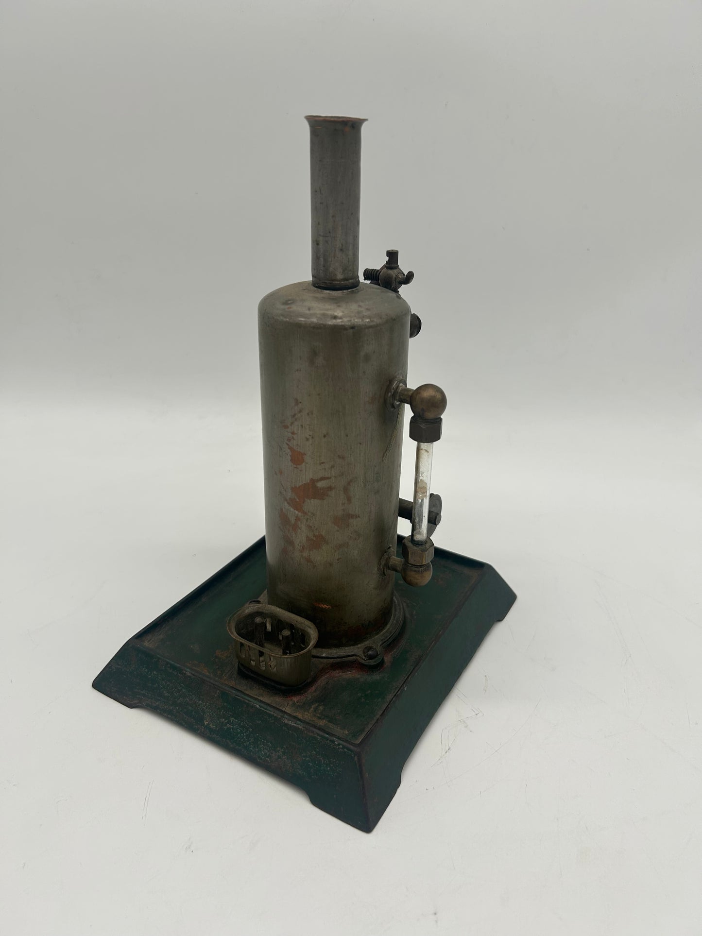 Empire (Metal Ware Corp.) No. B31 Electric Upright Engine
