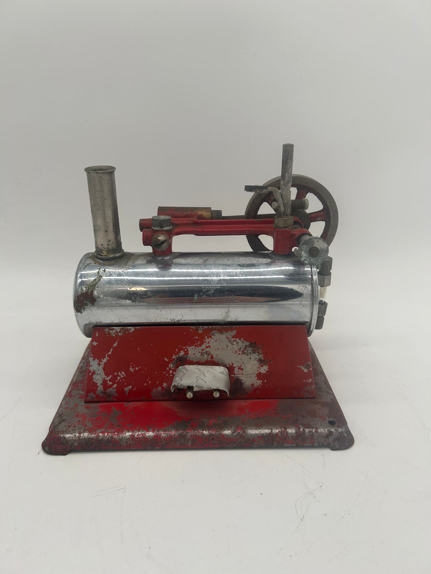 Empire (Metal Ware Corp.) No. 32 Electric Stationary Engine