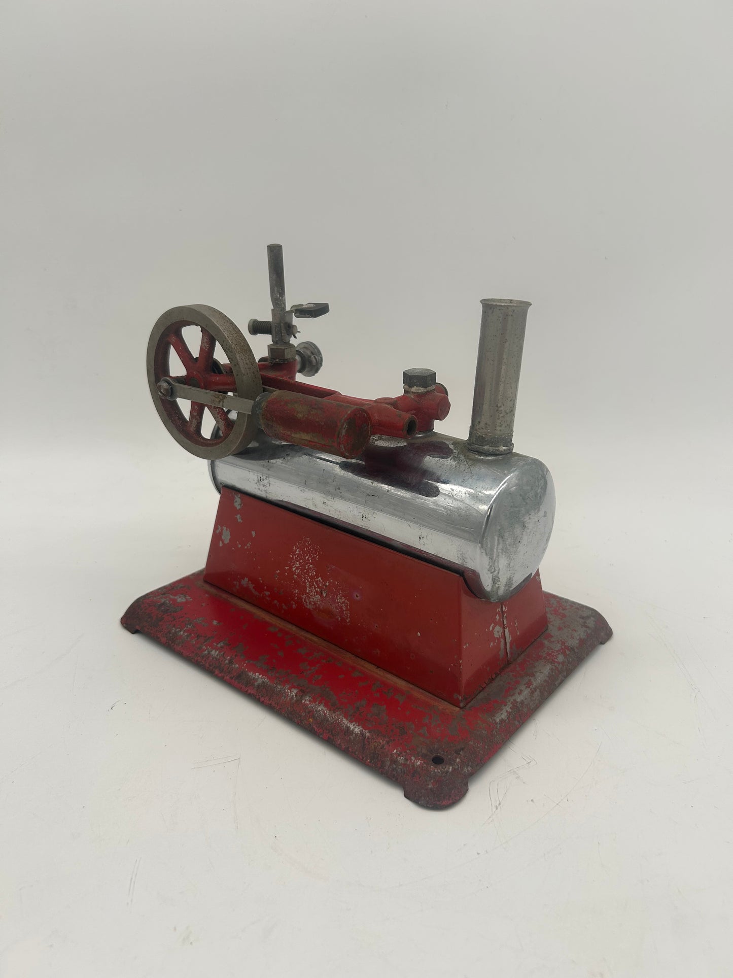 Empire (Metal Ware Corp.) No. 32 Electric Stationary Engine