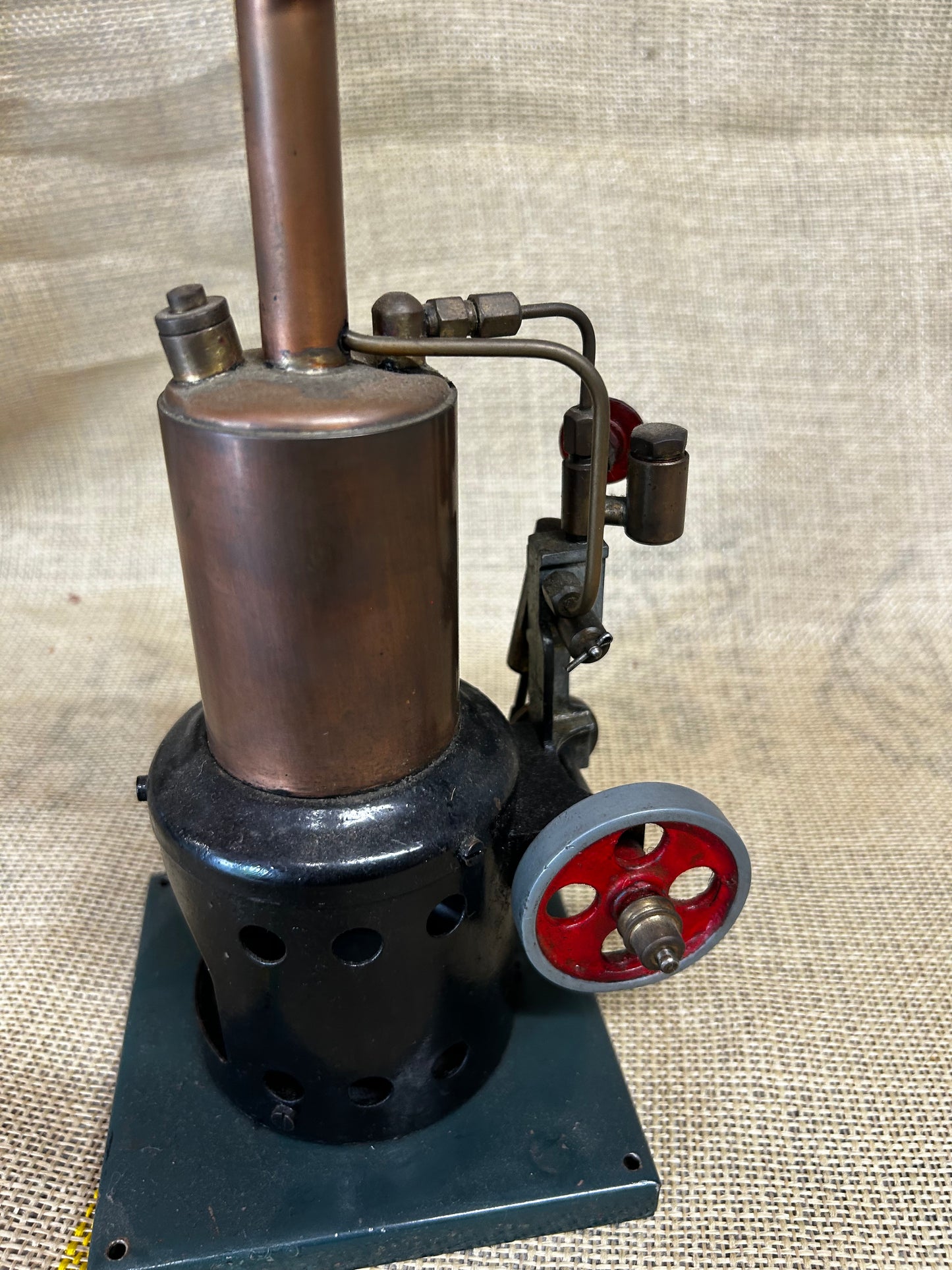 Wilson Bros. (1948) Vertical Steam Engine