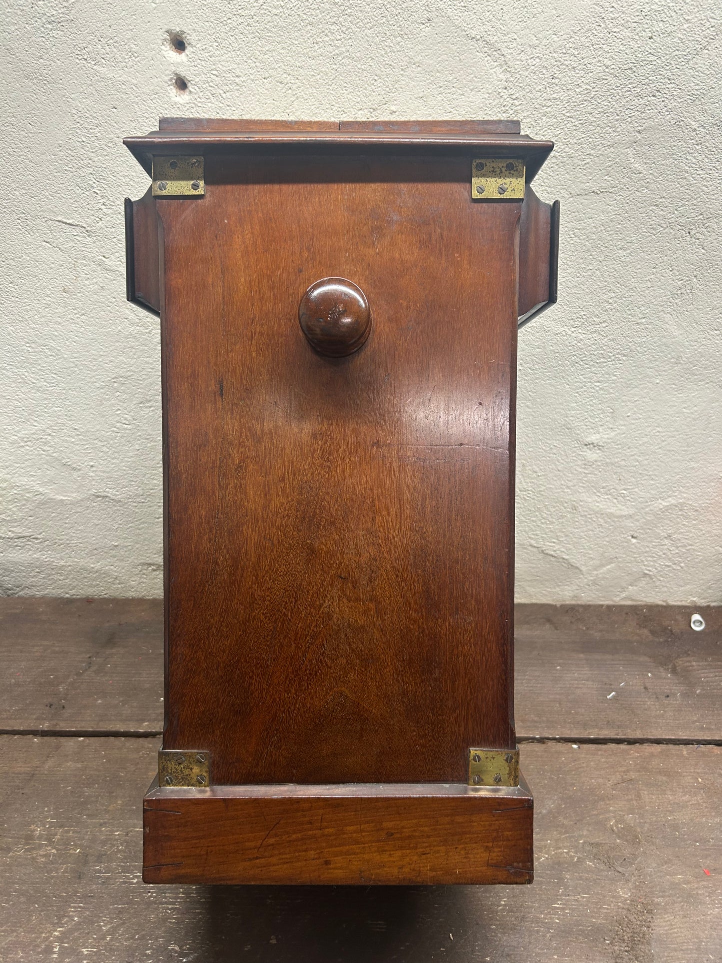Rare Double-Capacity ‘Sweetheart’ Tabletop Walnut Pedestal Stereo Viewer / Stereoscope