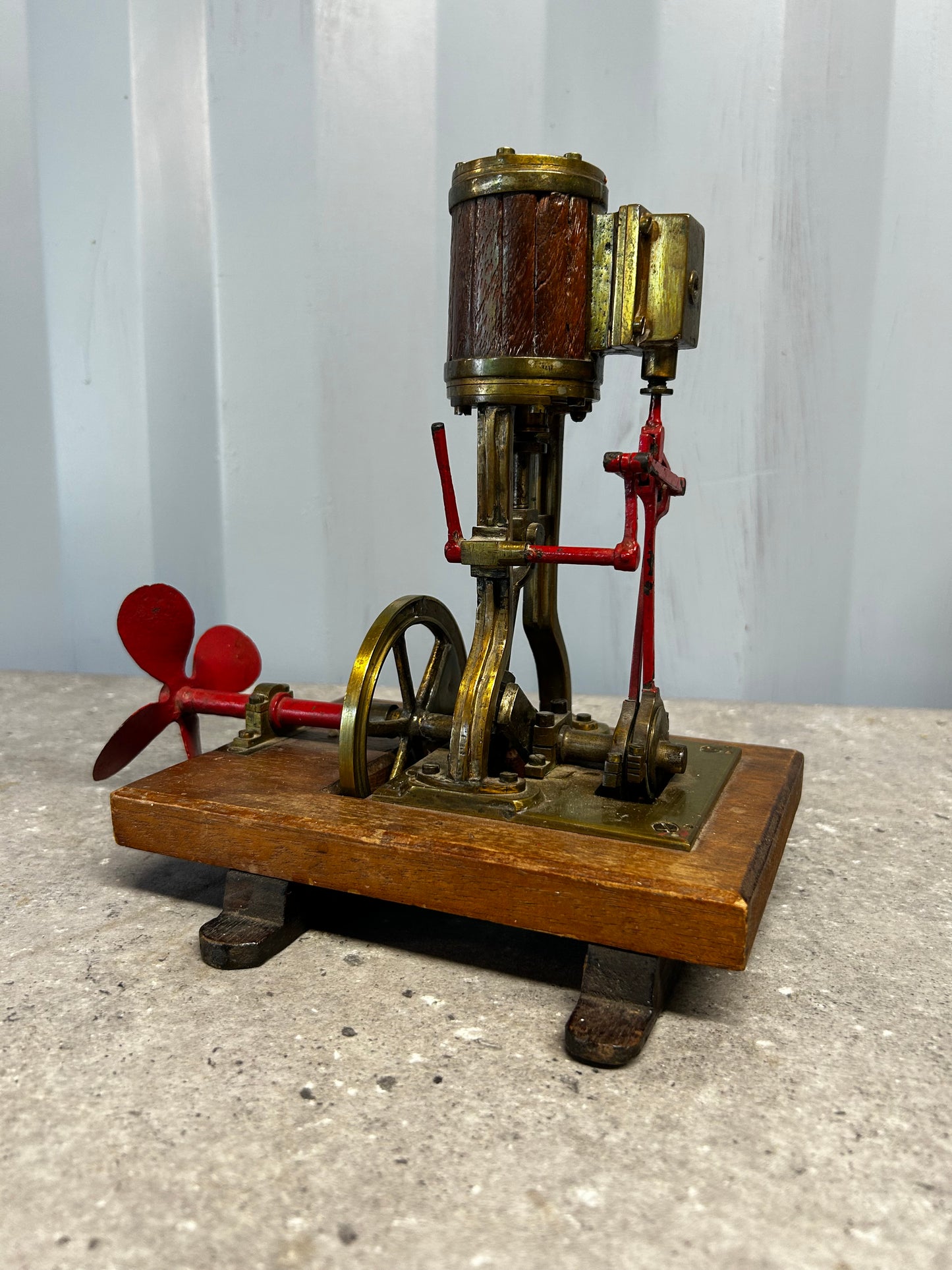 Antique Vertical Marine Engine Model w/ Propeller