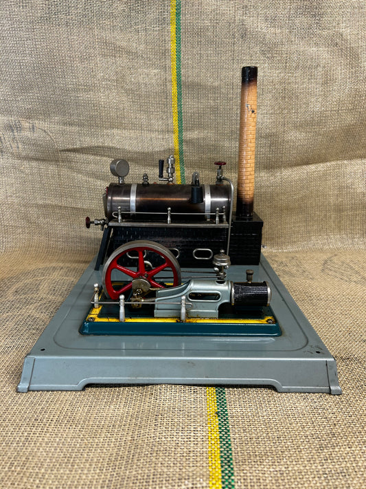 Fleischmann Stationary Engine Model