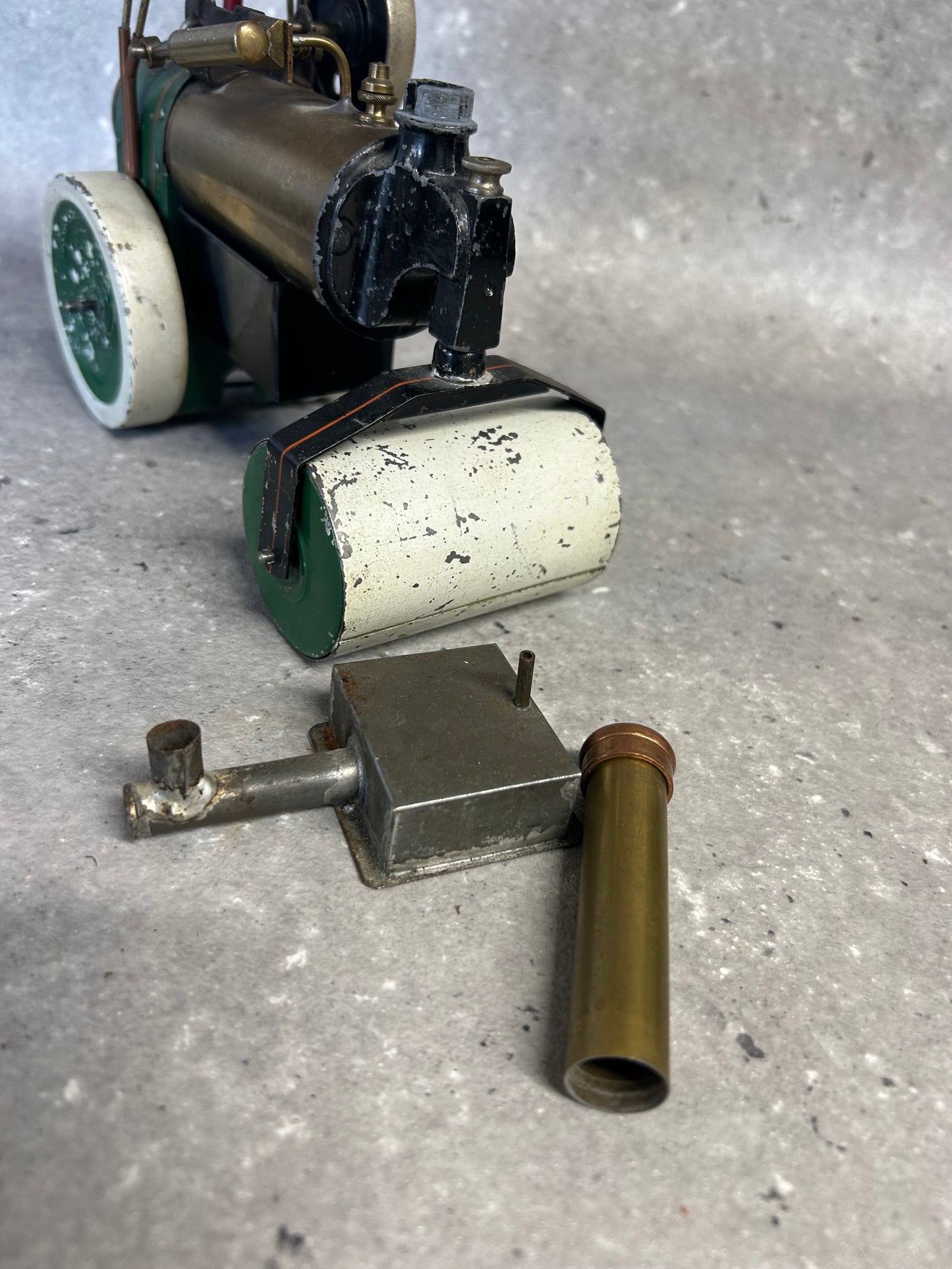 Doll #506 Roller Model