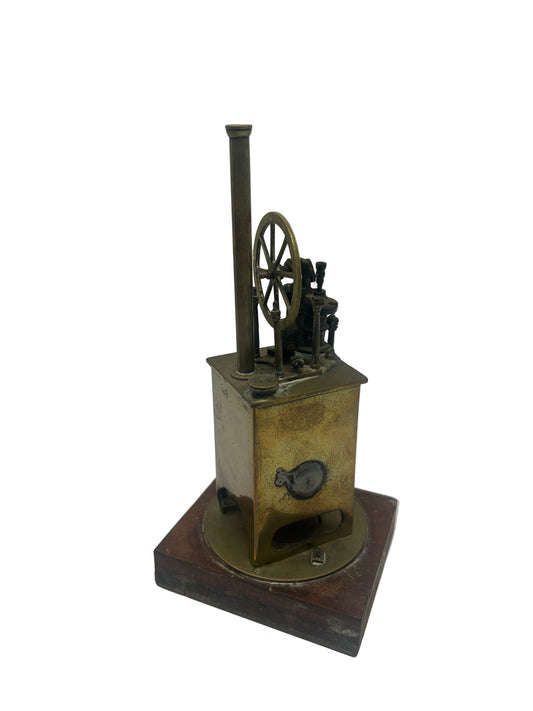 Antique Miniature Amateur Engineer Model Engine