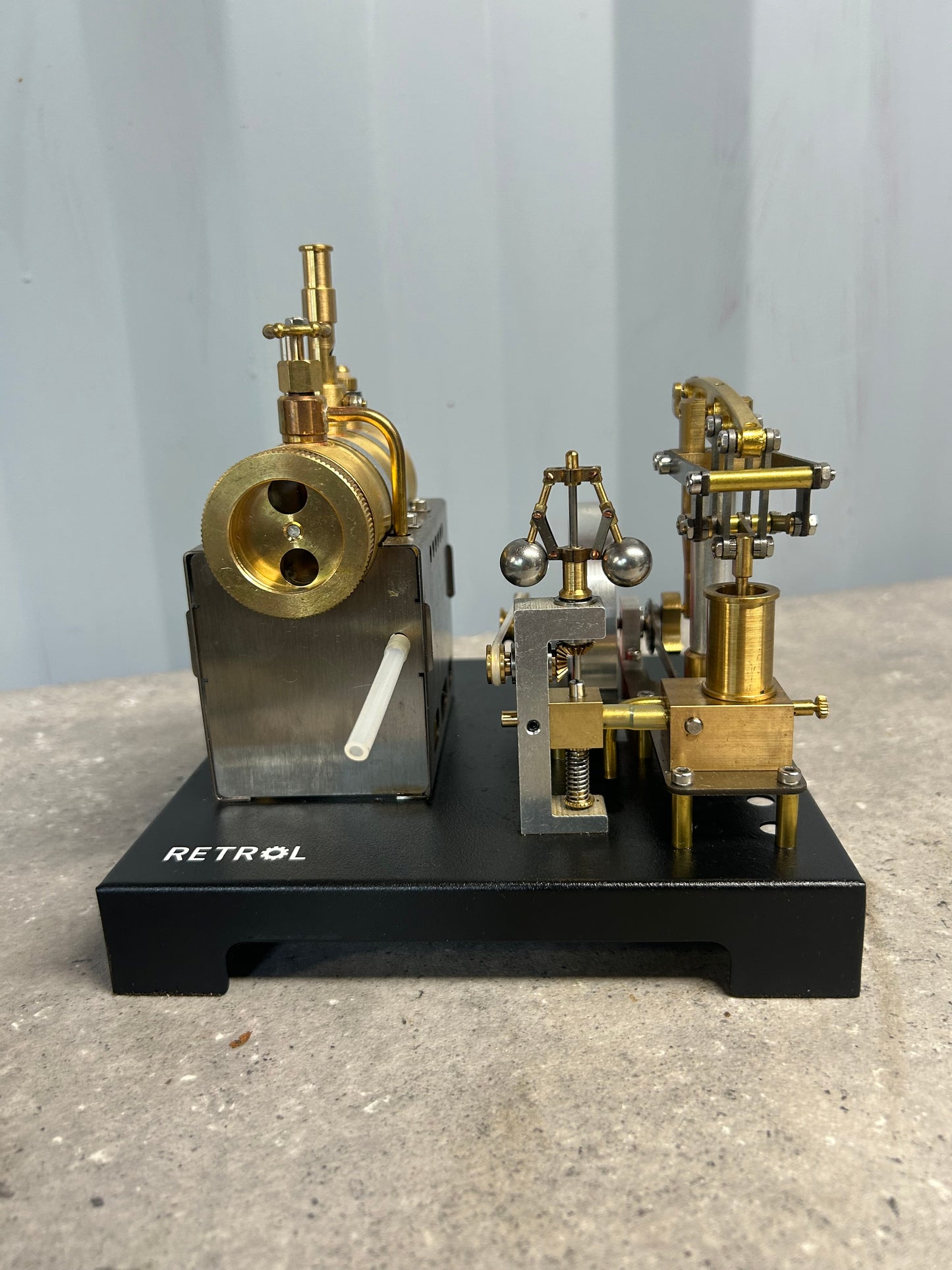 Retrol SE-01 Stationary Engine