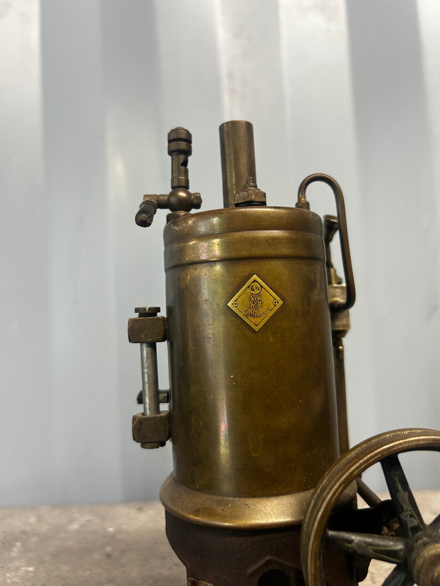 Märklin (1909) “6 1/2” Vertical Engine