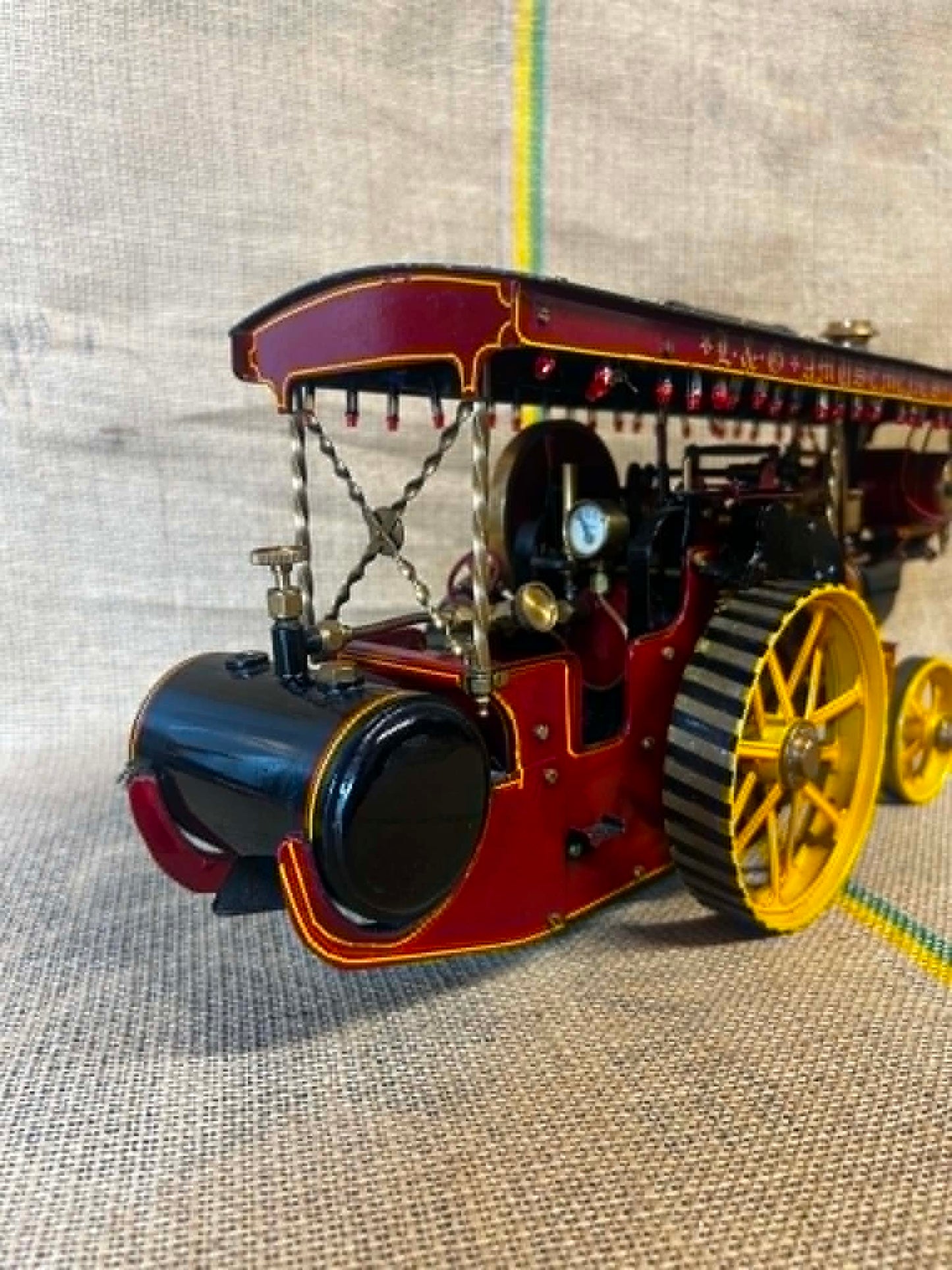 D. R. Mercer Showmans Engine Model with Gas Conversion
