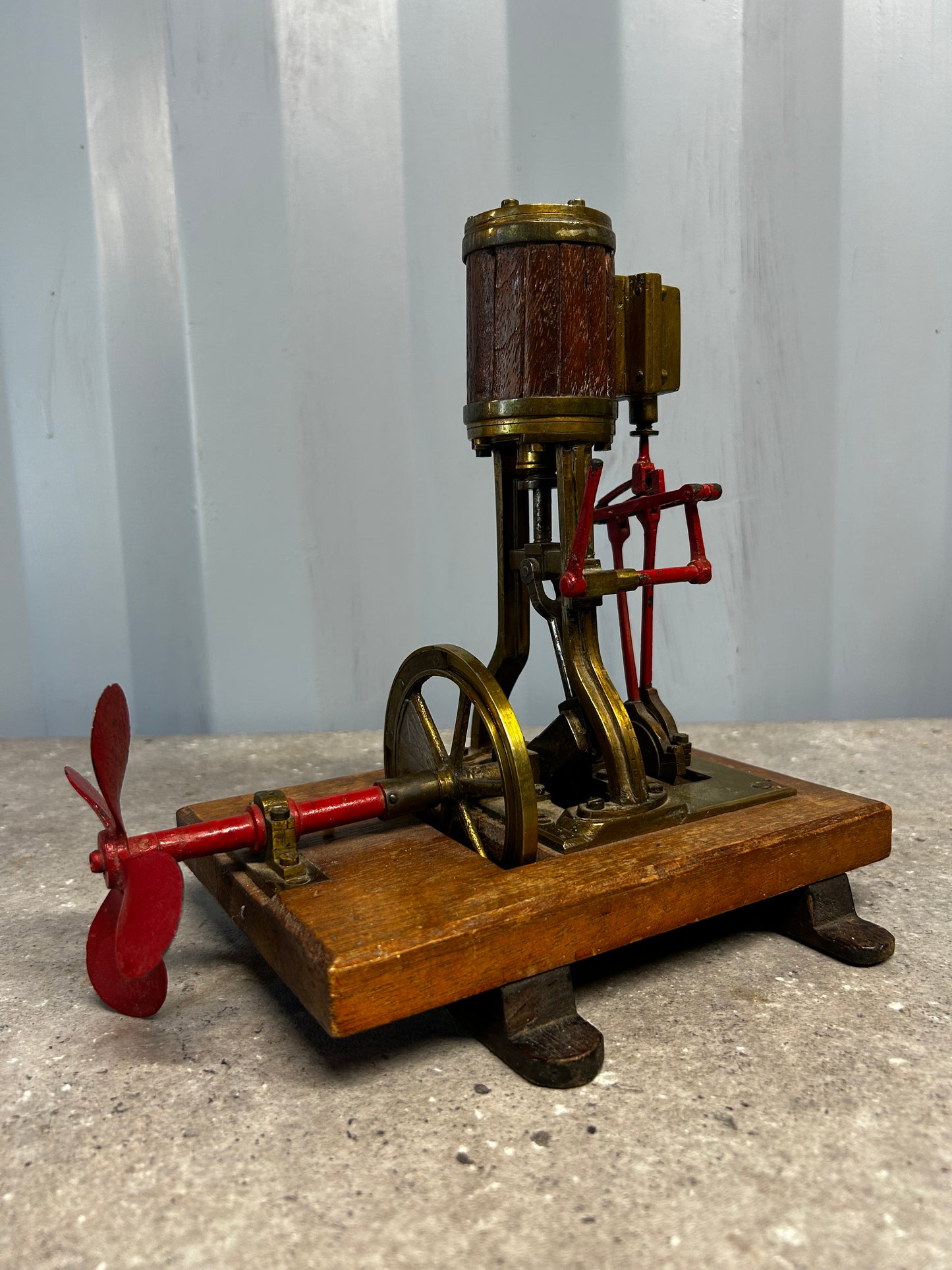 Antique Vertical Marine Engine Model w/ Propeller