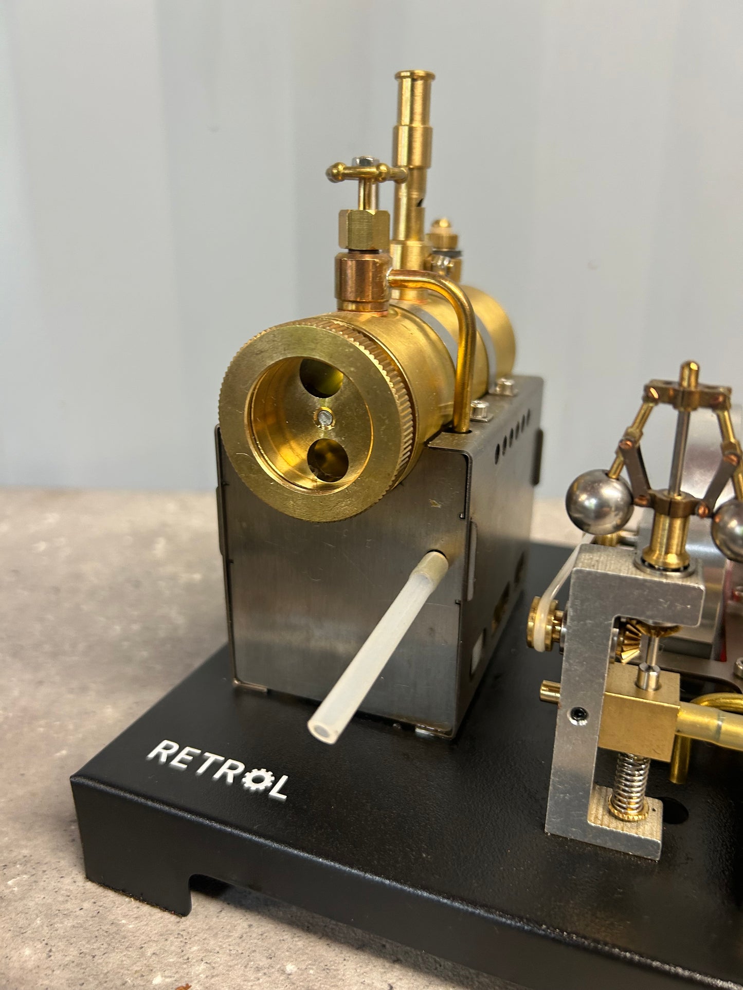 Retrol SE-01 Stationary Engine