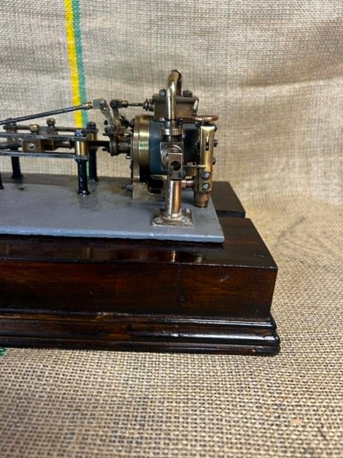 Antique Horizontal Mill Engine Model
