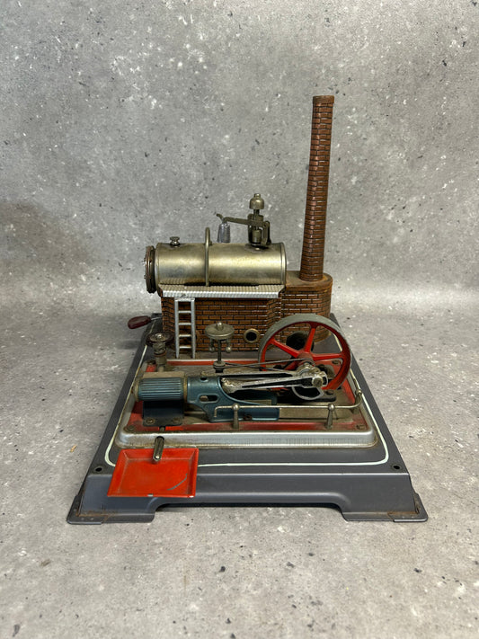 Early Wilesco D16 Stationary Engine