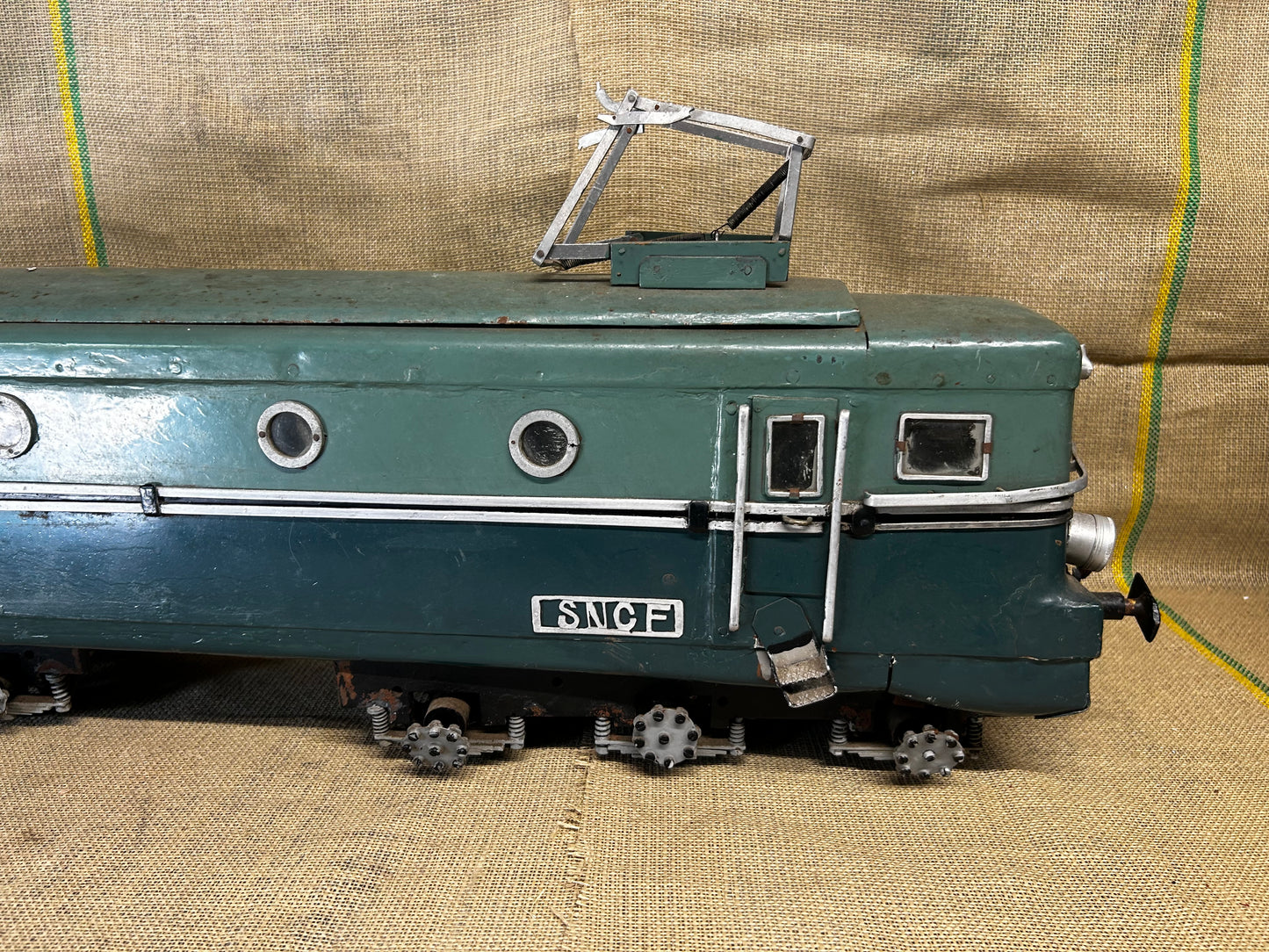 Large Scratch-Built 37” (2 1/2 inch scale) SNCF CC7000 Locomotive
