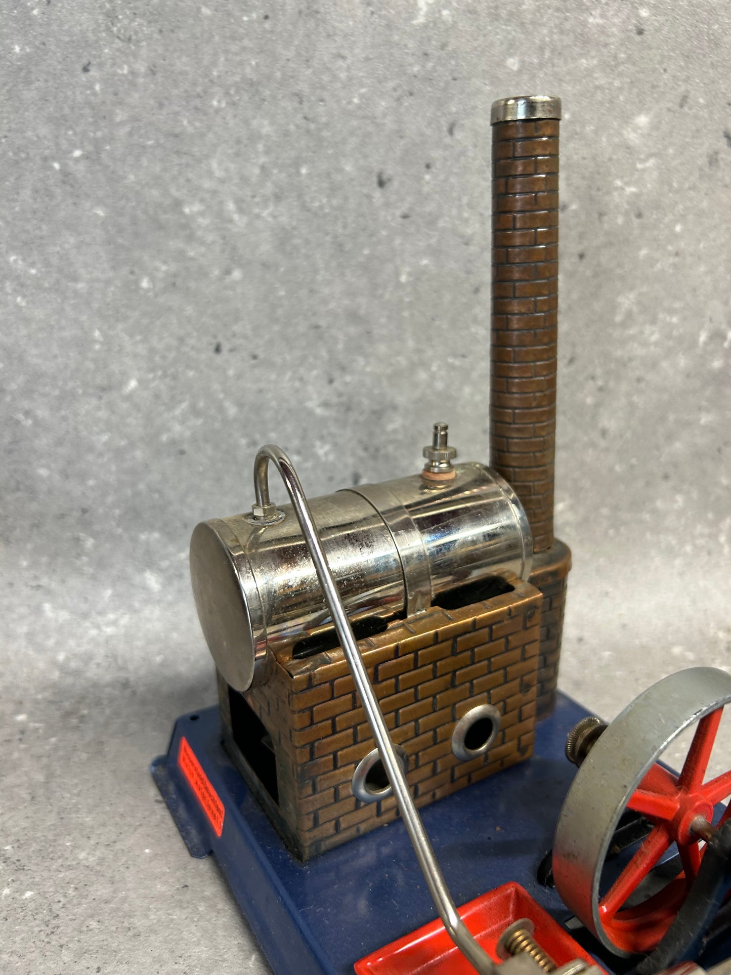 Early Wilesco D4 Stationary Engine