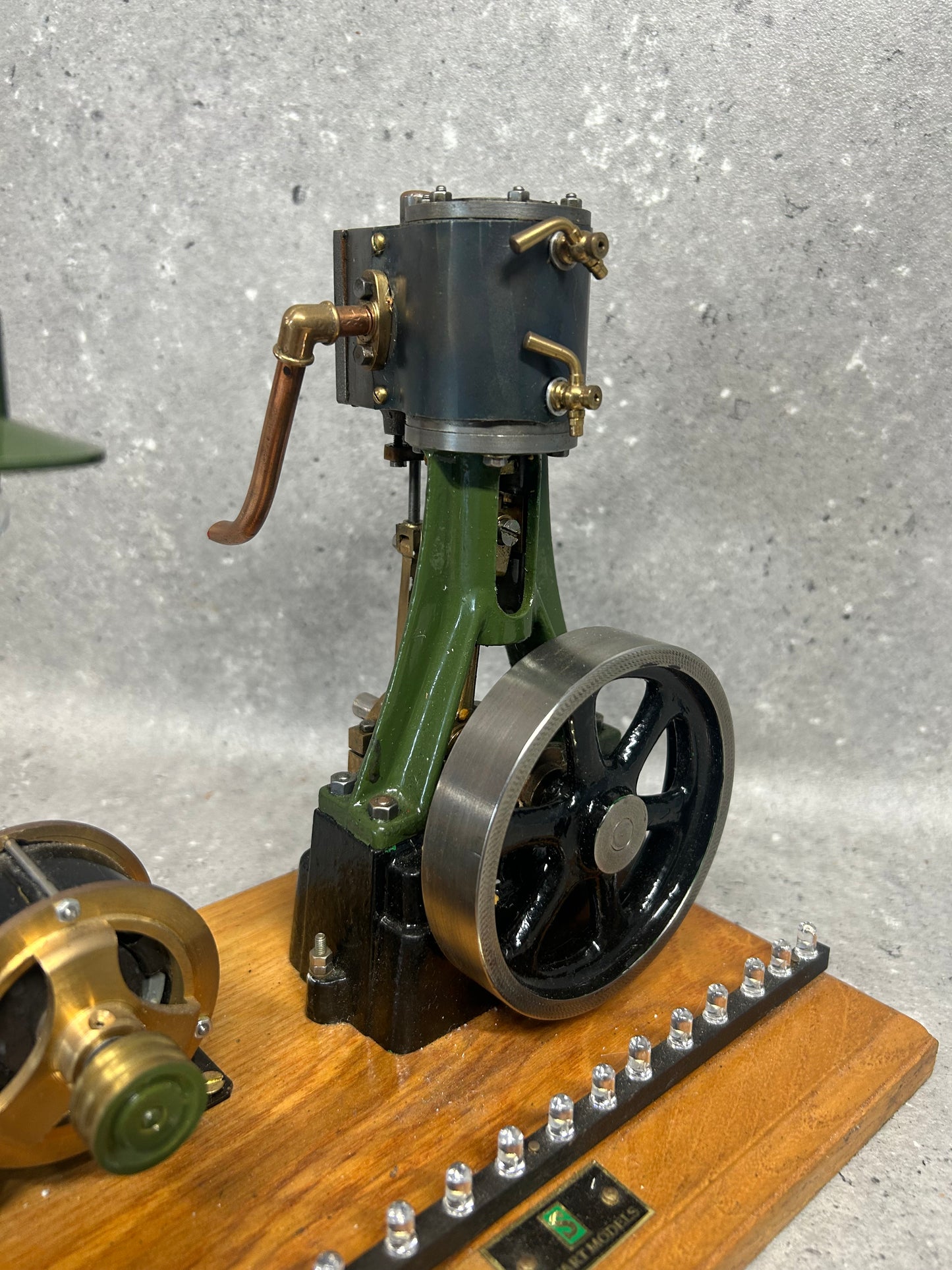 Stuart No. 7a with Dynamo and Light