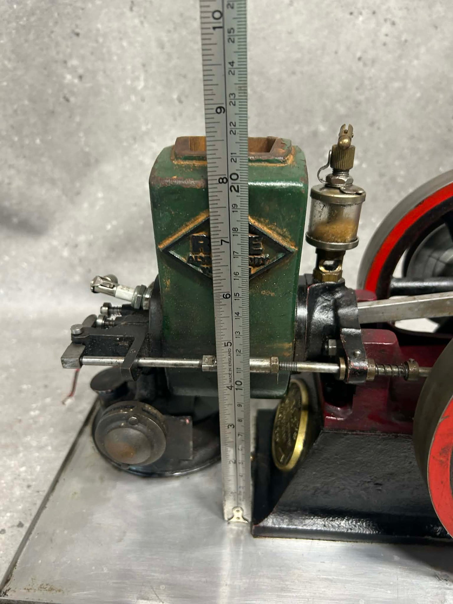 Alyn Foundry R.L.E. Model Hit & Miss O/C Engine