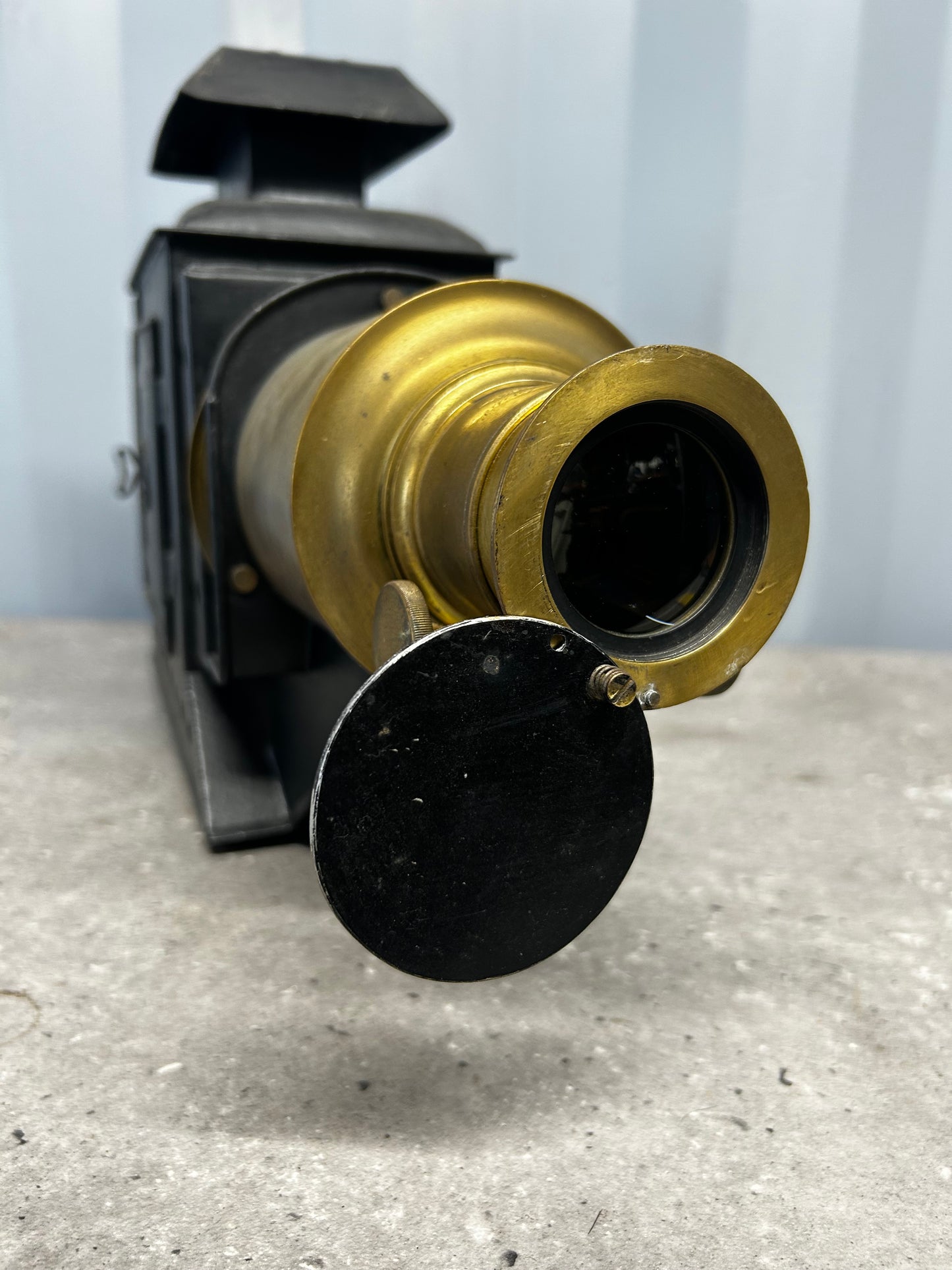 H. Husbands & Sons (Bristol) Magic Lantern Projector