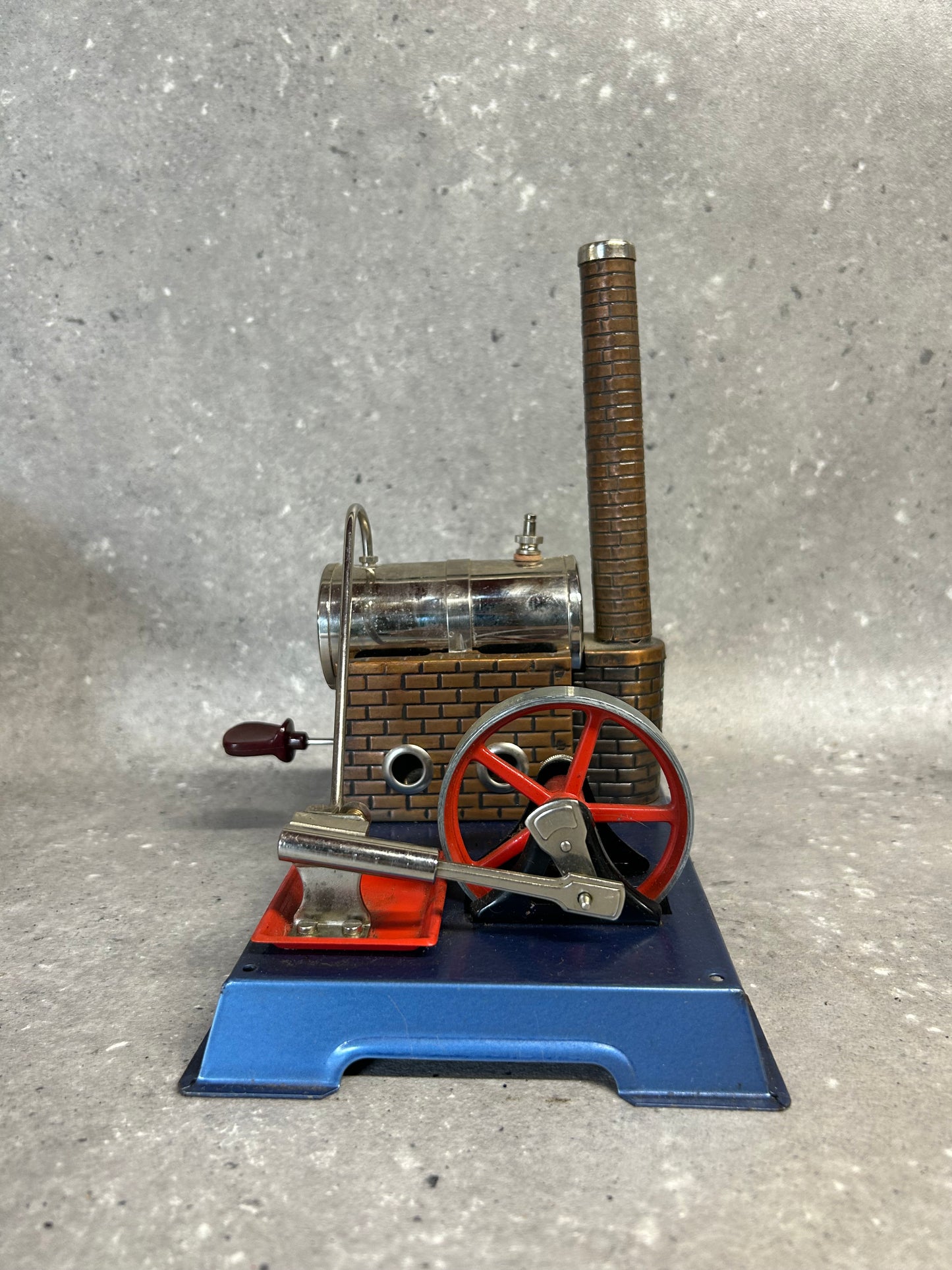 Early Wilesco D4 Stationary Engine
