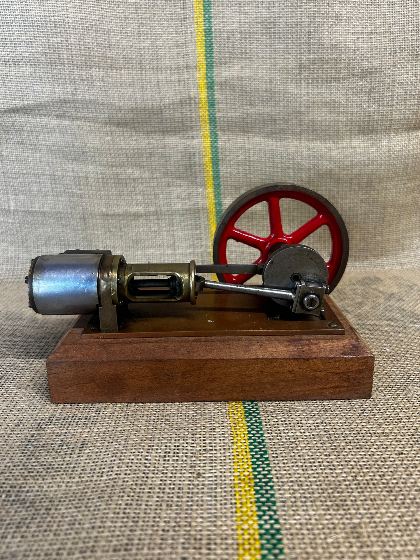 Scratch-Built Single Cylinder Stationary Engine Model