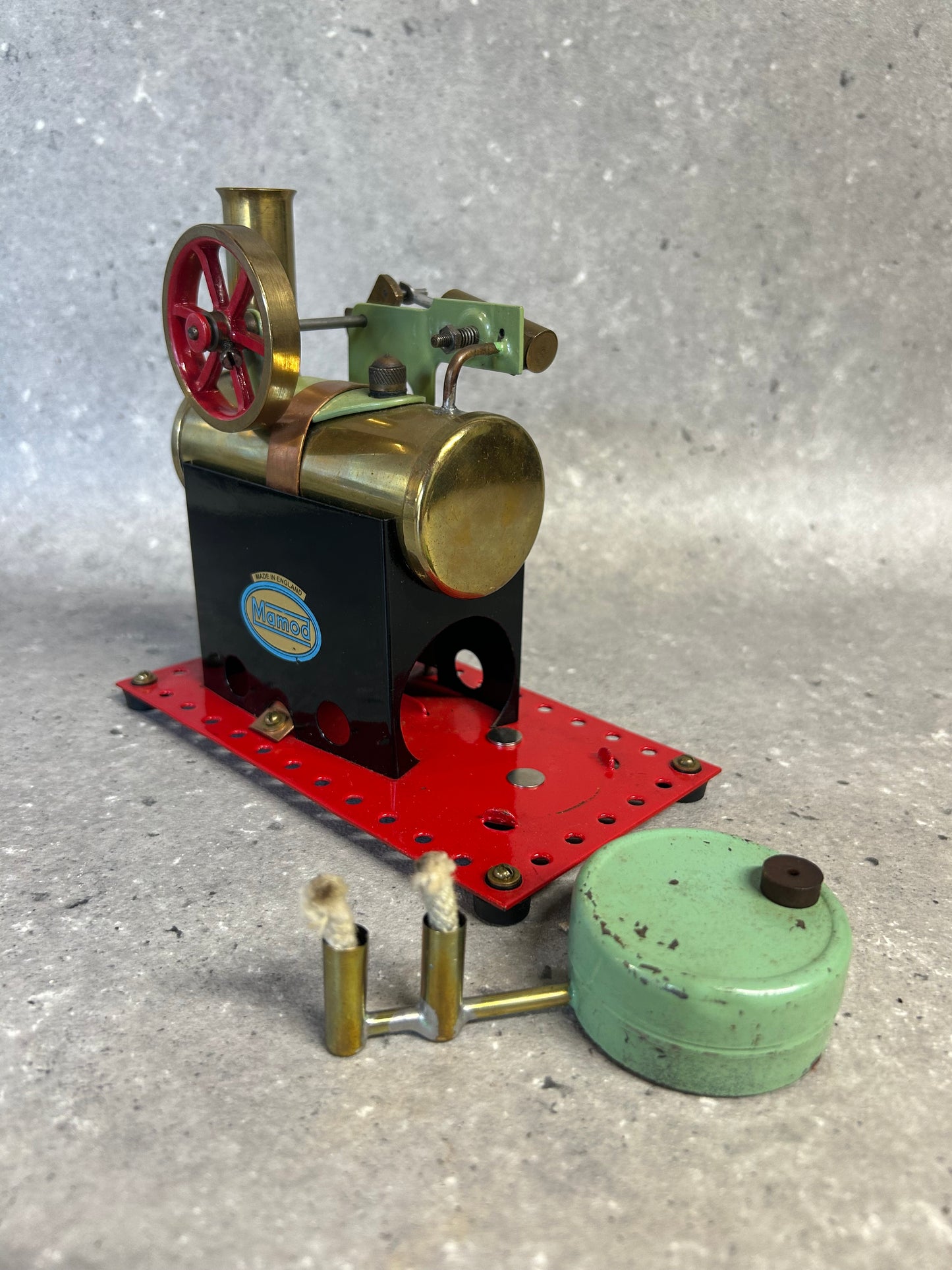 Early Mamod Minor (MM2) Brass Flywheel/ Flat-Base Stationary Engine