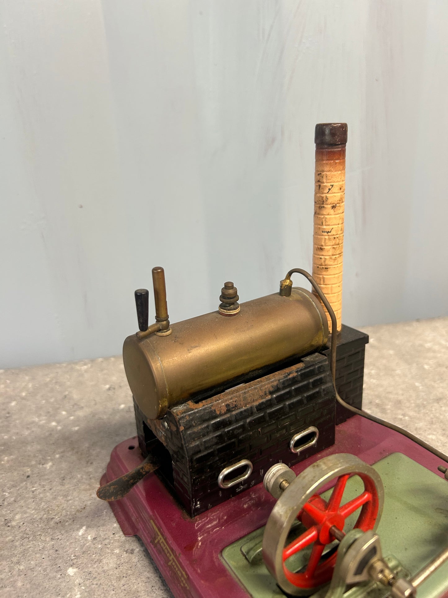 Fleischmann 1960s Stationary Engine
