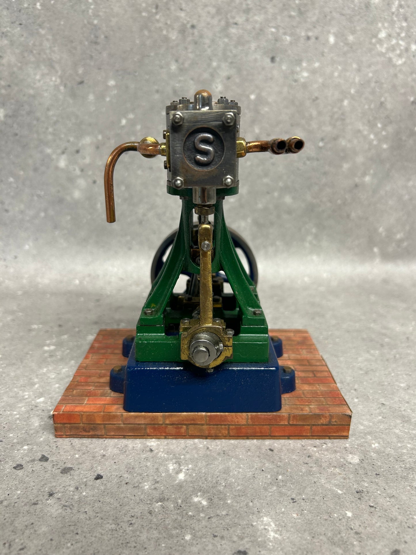 Stuart D10 Vertical Twin Marine Engine