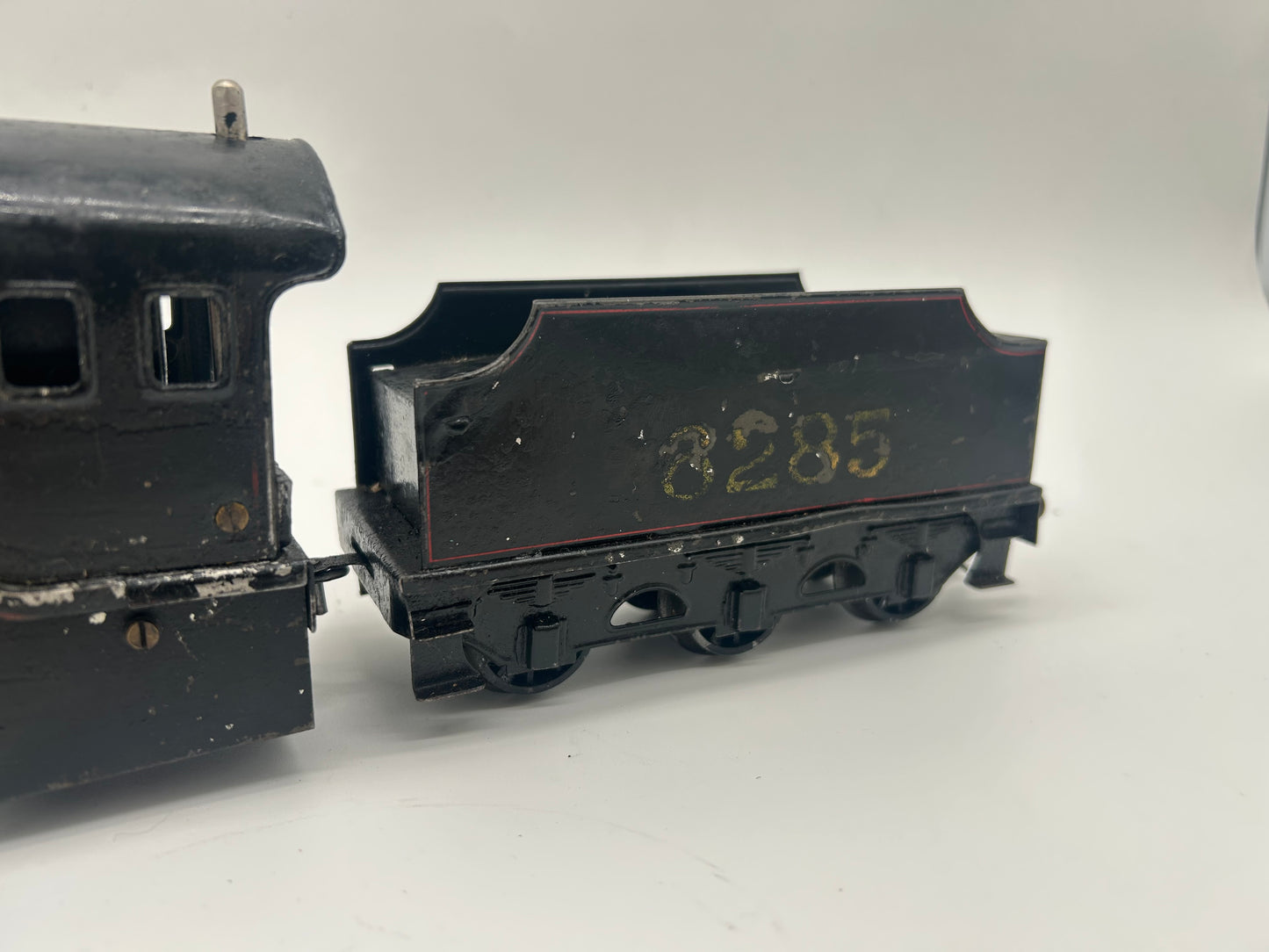 Bassett Lowke 4-4-0 “Enterprise” No. 6285 Locomotive (Black)