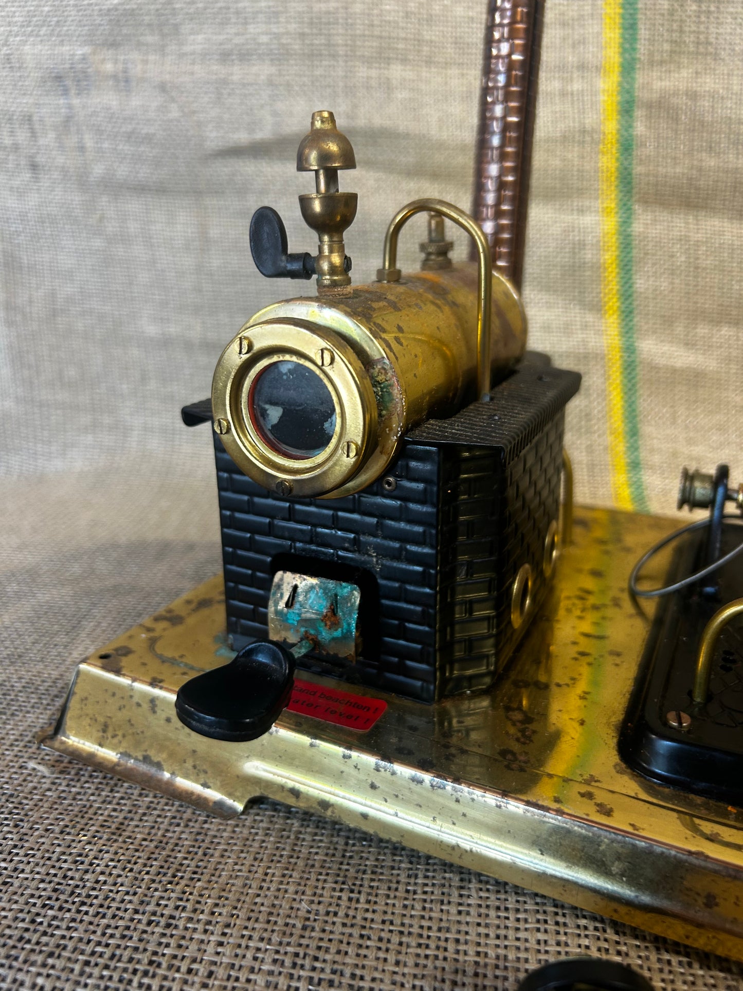 Wilesco D106 (Gold) Stationary Engine