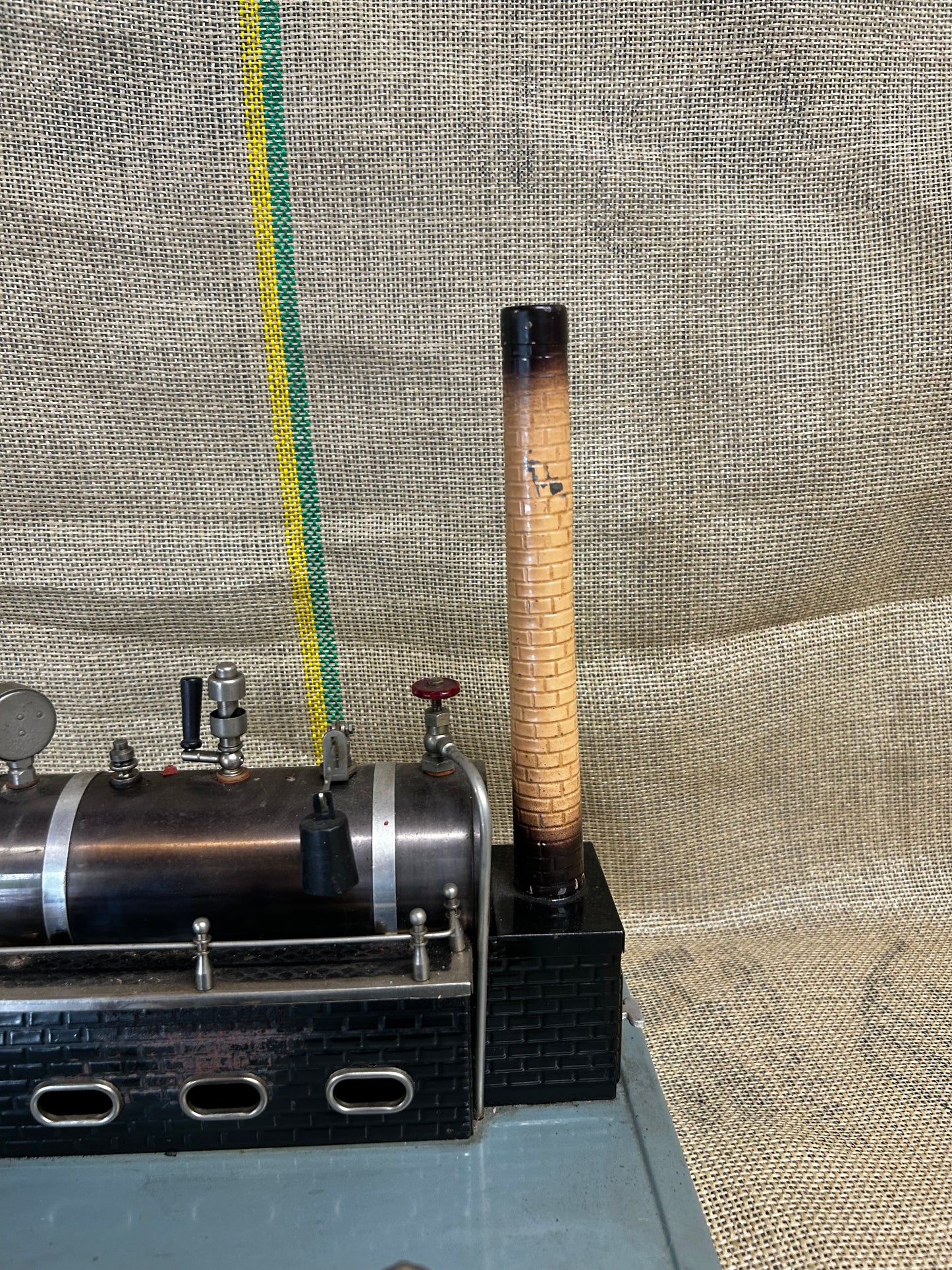 Fleischmann Stationary Engine Model