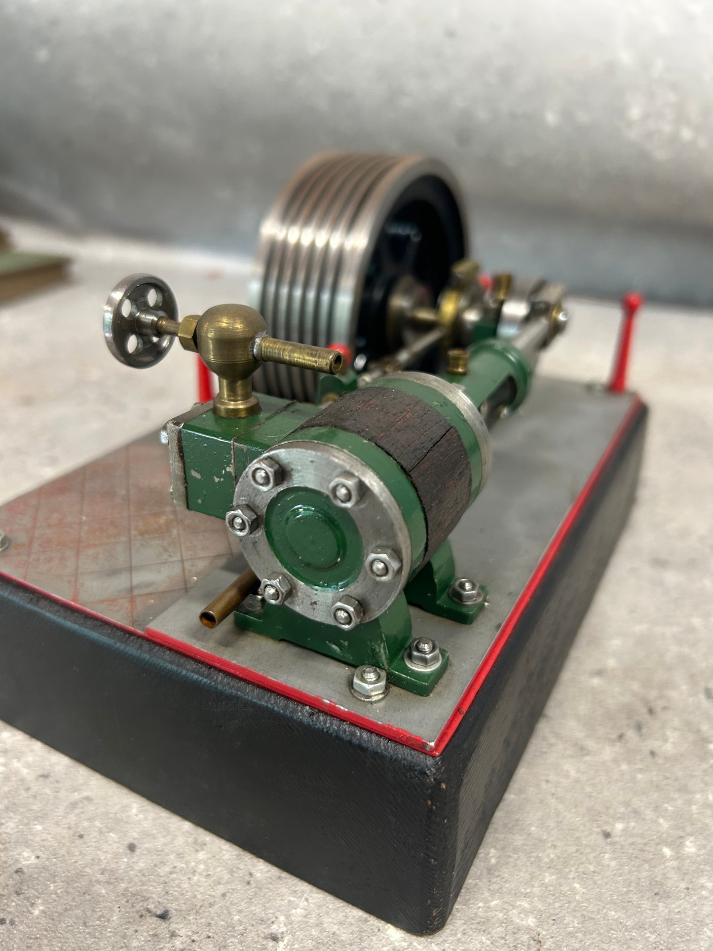 Scratch-Built Single Cylinder D/A Stationary Engine Model