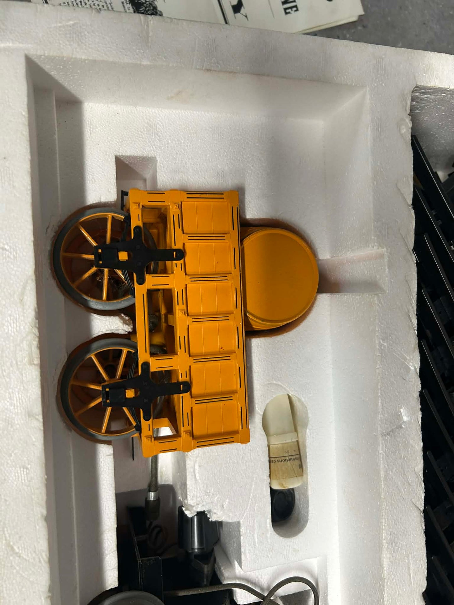 Hornby 3 1/2 Inch Gauge Stephensons Rocket Locomotive Set
