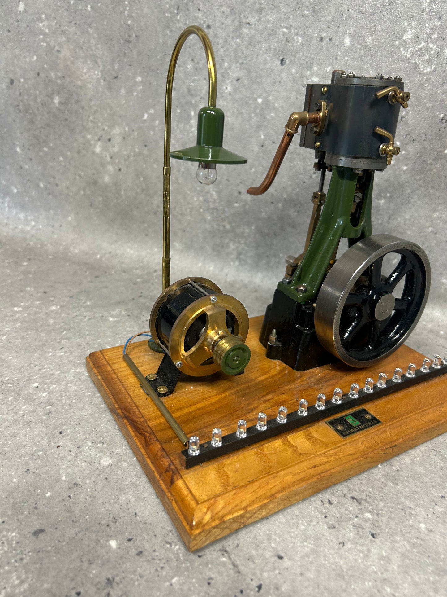 Stuart No. 7a with Dynamo and Light