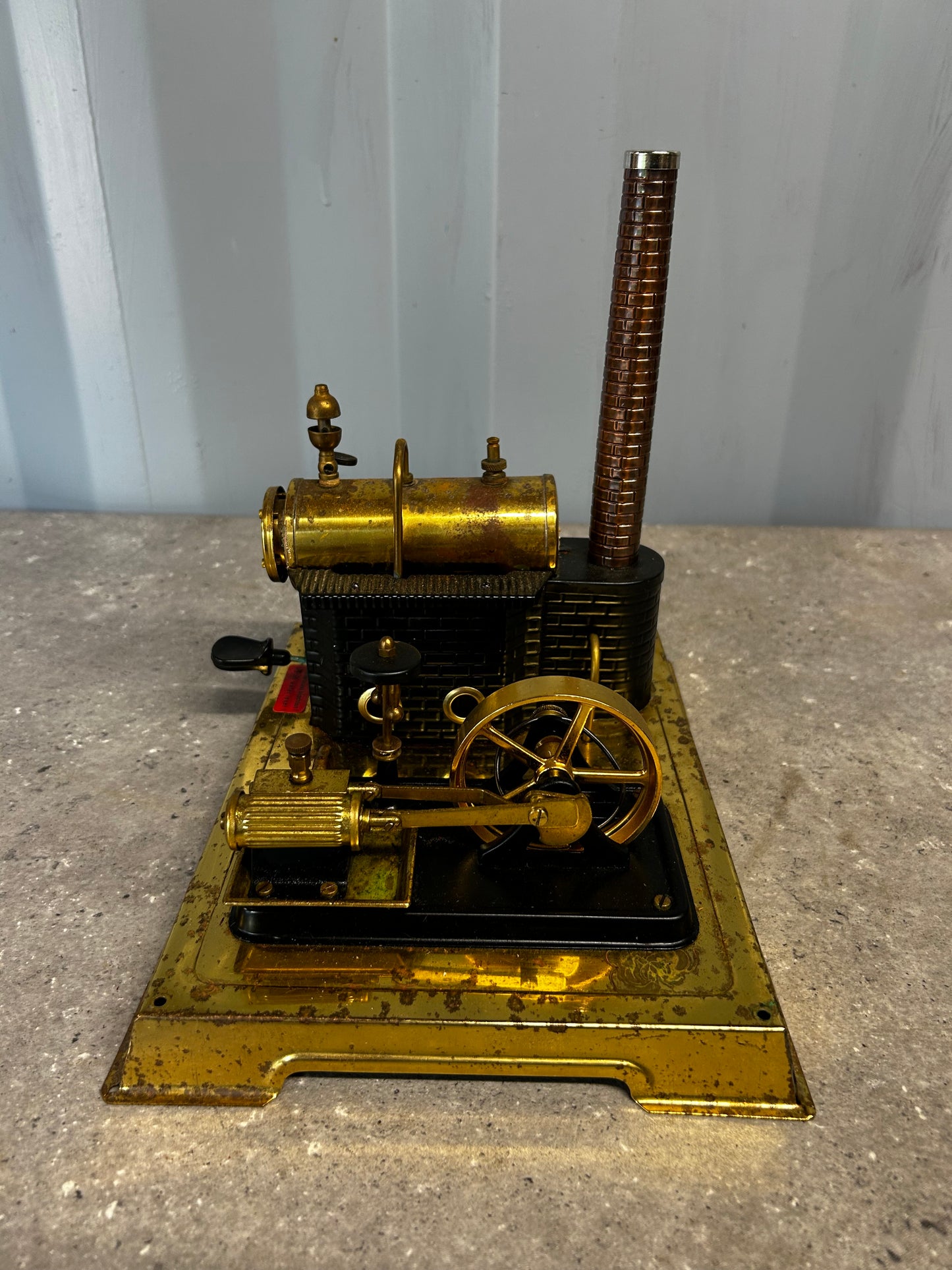 Wilesco D106 (Gold) Stationary Engine w/ Drill