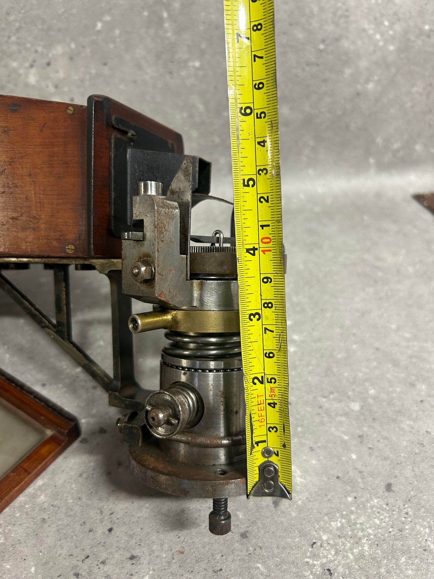 Dobbie-McInnes Hopkinson Flashlight Indicator with Photographic Hood