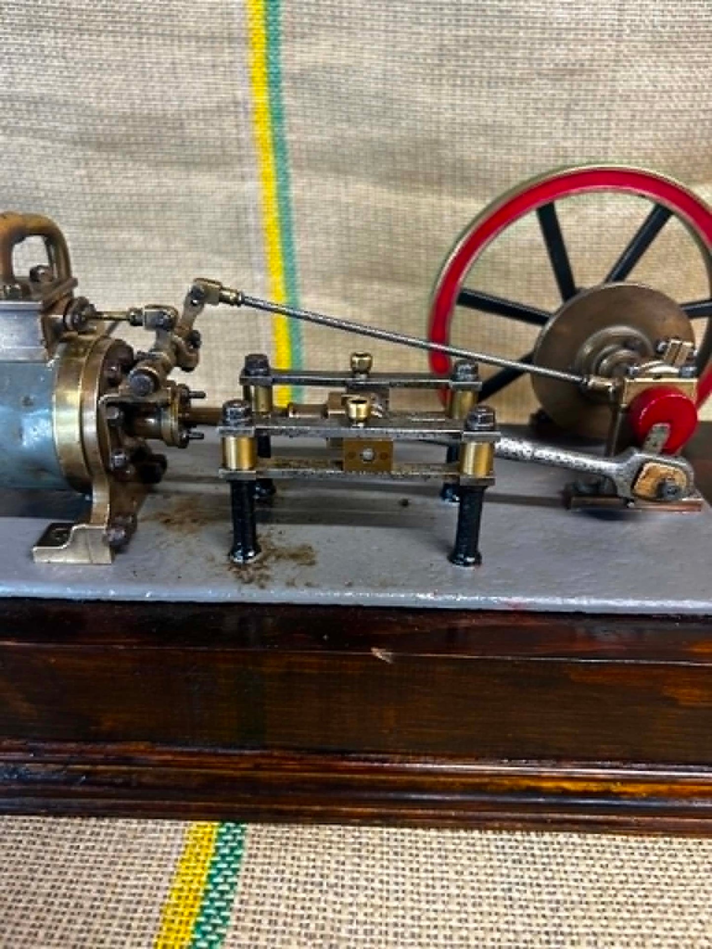 Antique Horizontal Mill Engine Model