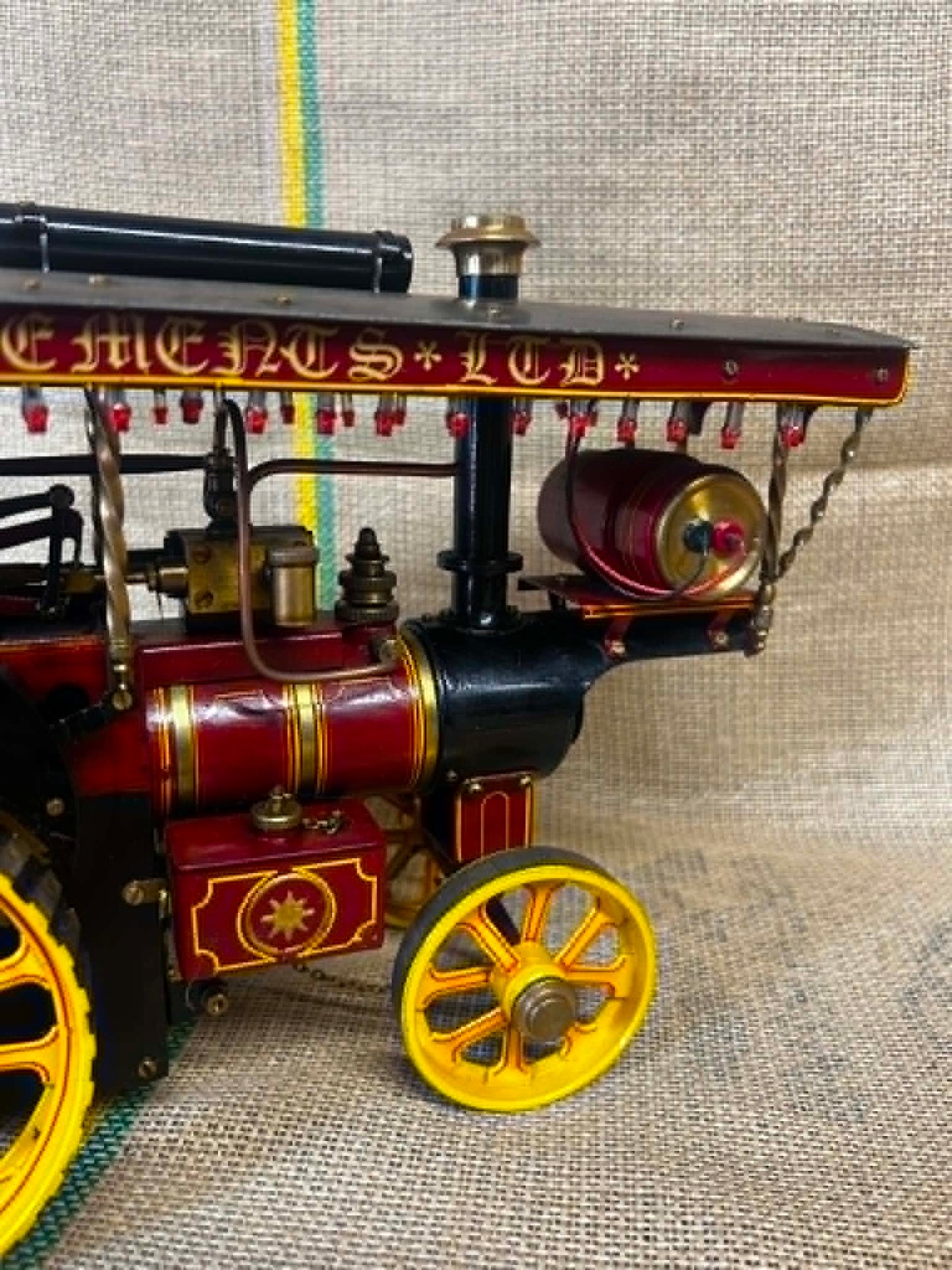 D. R. Mercer Showmans Engine Model with Gas Conversion
