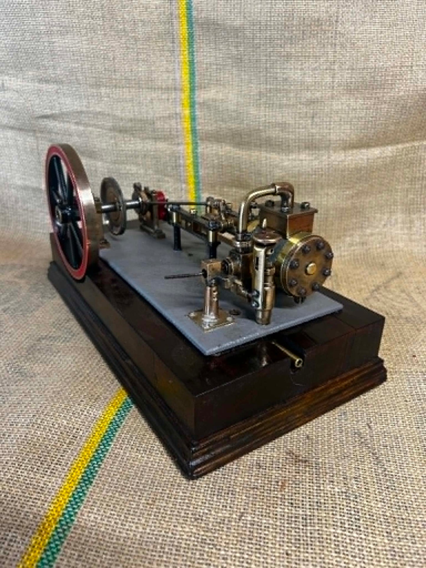 Antique Horizontal Mill Engine Model