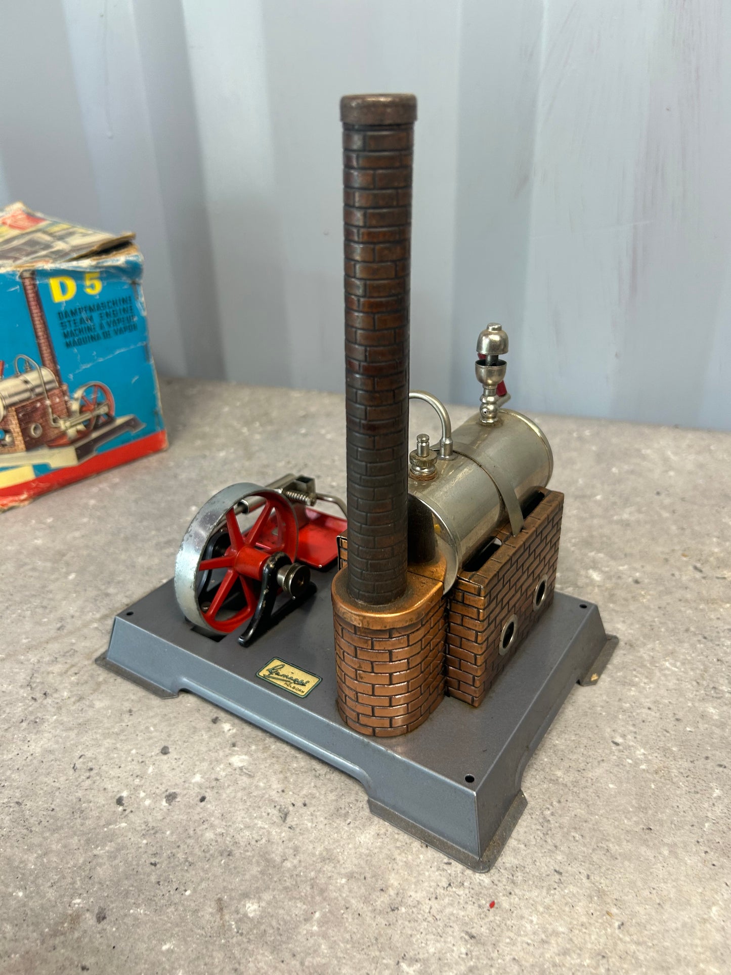 Wilesco Gamages D5 Stationary Engine