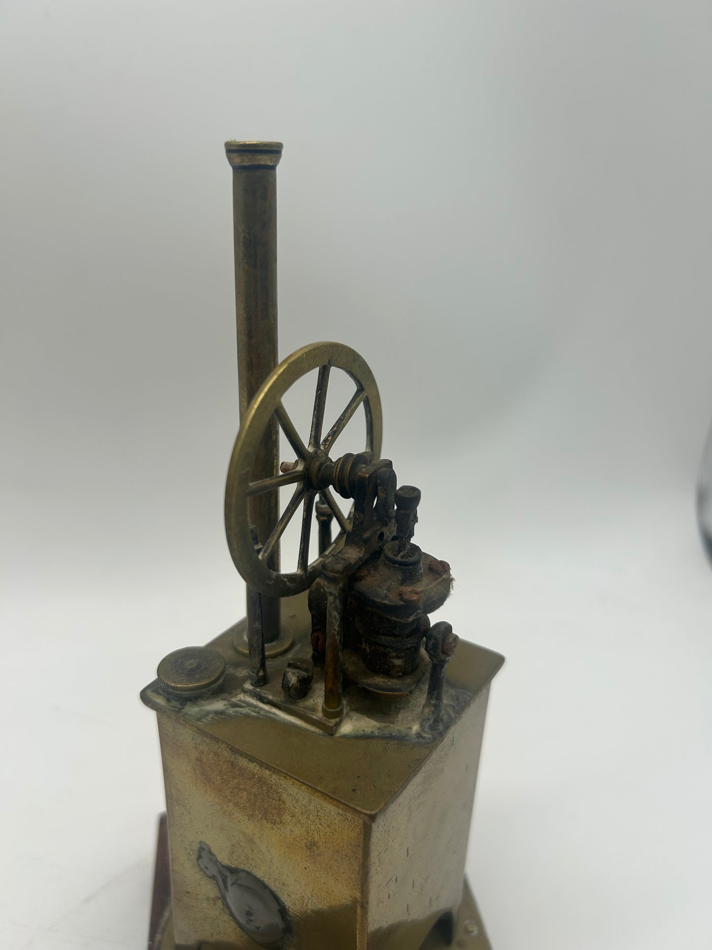 Antique Miniature Amateur Engineer Model Engine