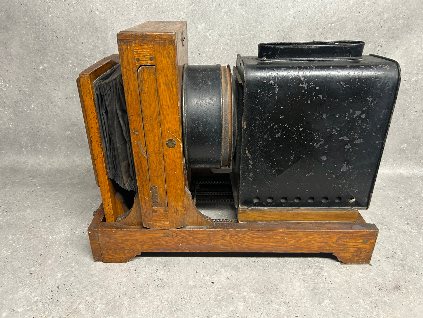 Antique Ernemann Horizontal Enlarger, circa. 1920 (with wooden box)