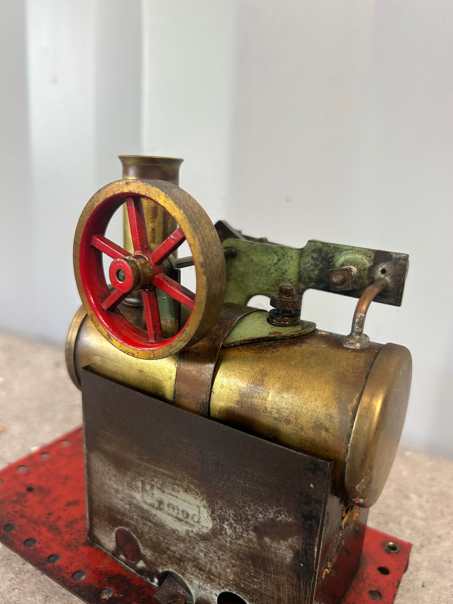Early Mamod Minor (MM2) Brass Flywheel/ Flat-Base Stationary Engine