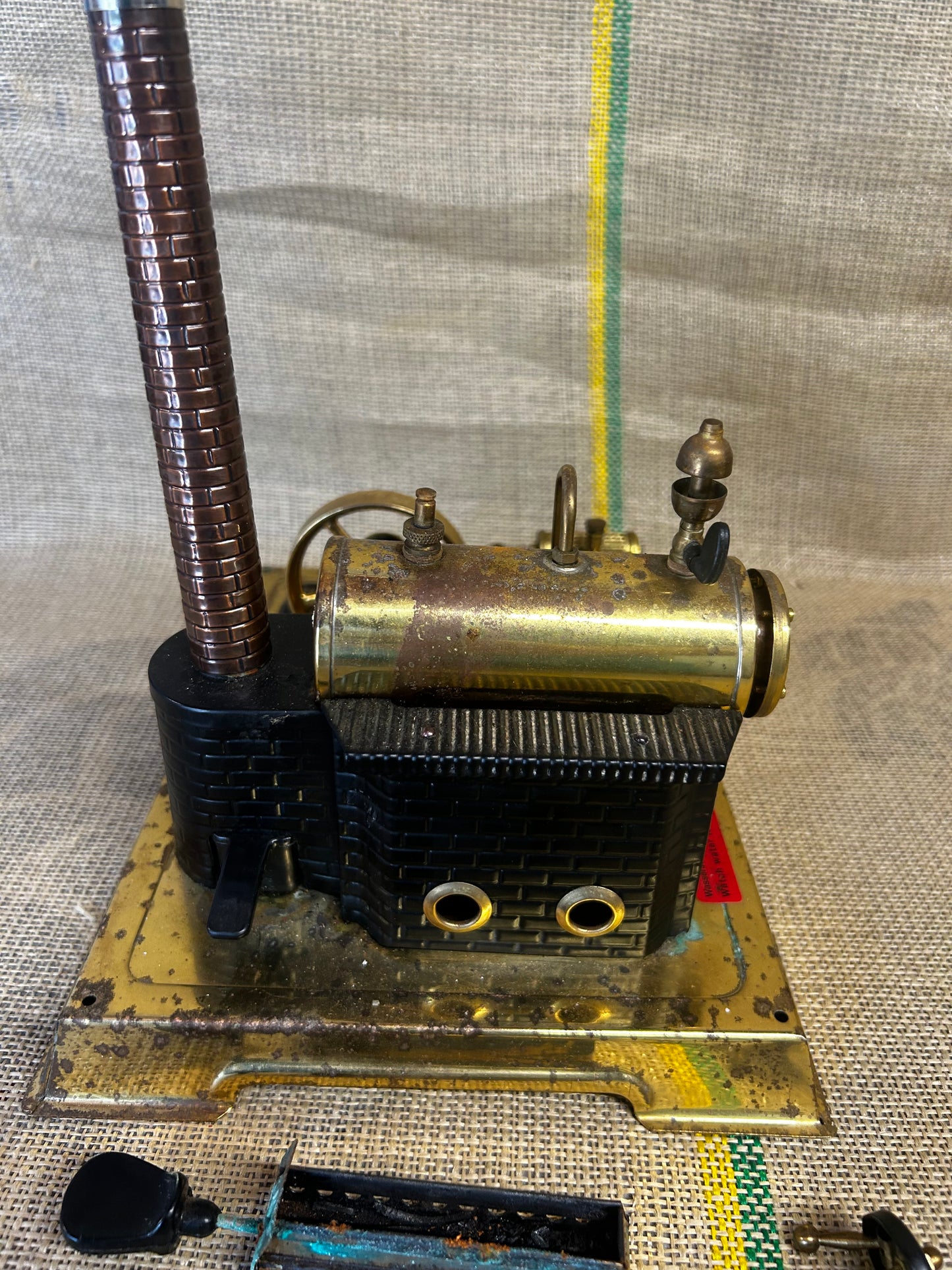 Wilesco D106 (Gold) Stationary Engine
