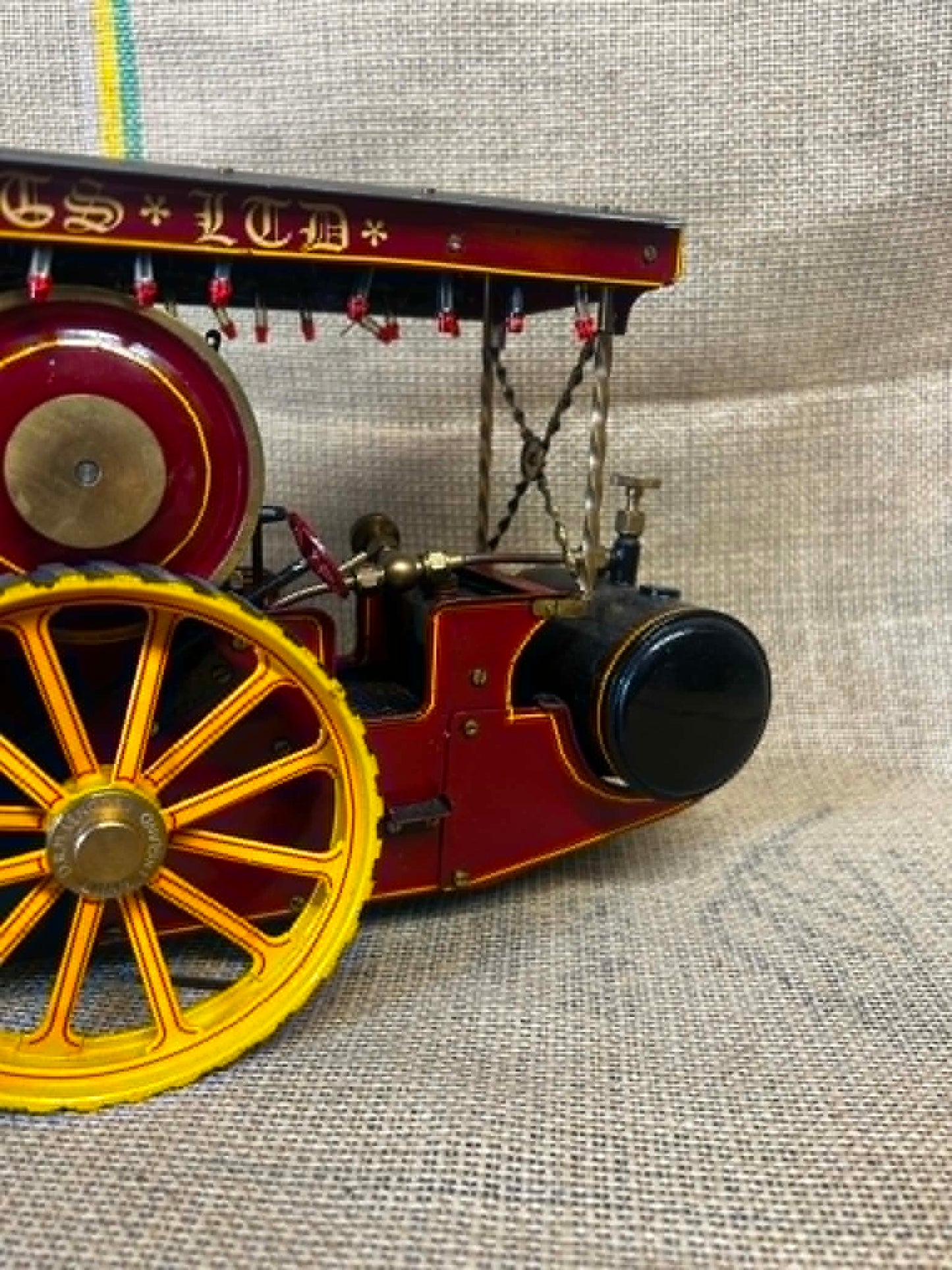 D. R. Mercer Showmans Engine Model with Gas Conversion