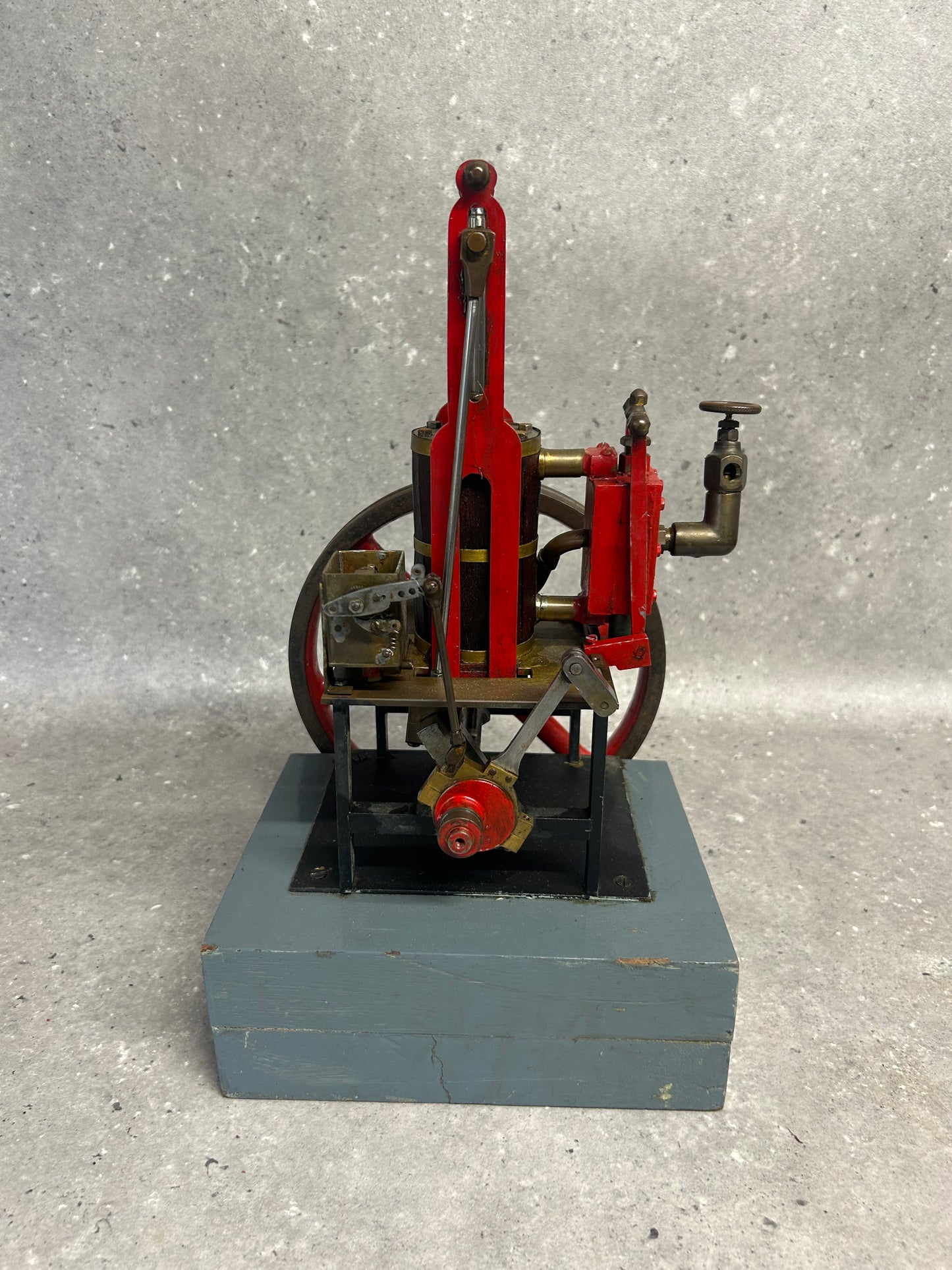Vertical Table Engine 1980s Model