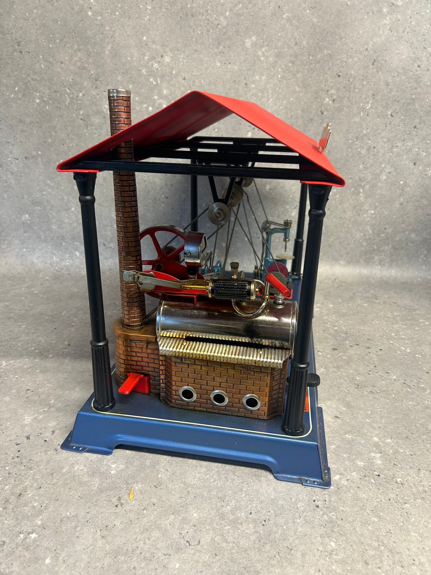 Wilesco D141 Stationary Workshop Model