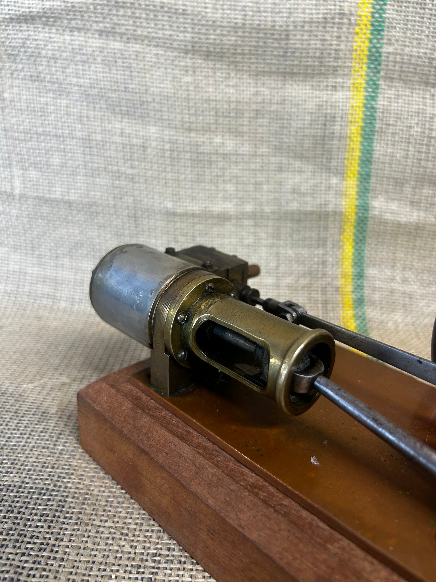 Scratch-Built Single Cylinder Stationary Engine Model
