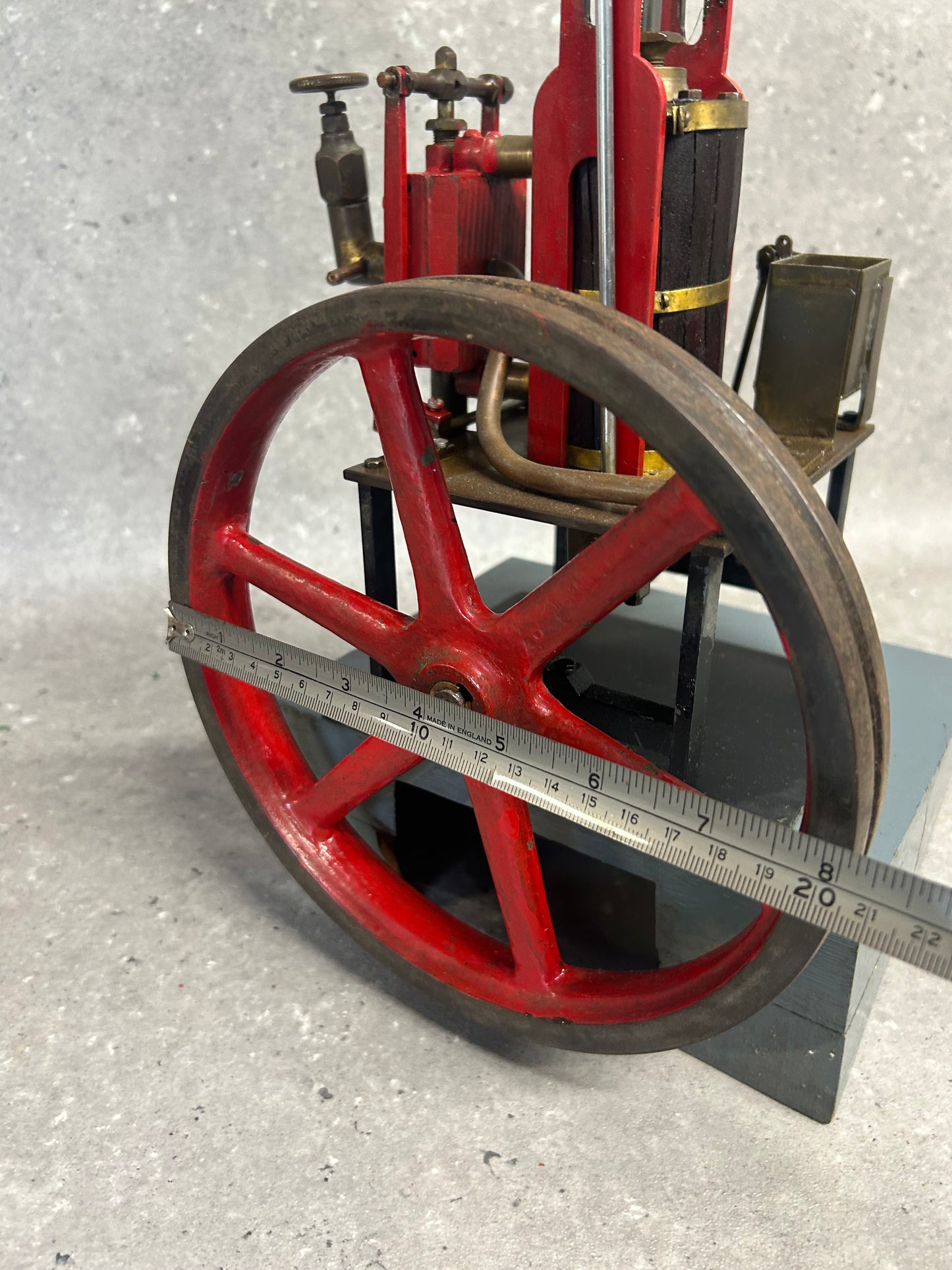 Vertical Table Engine 1980s Model