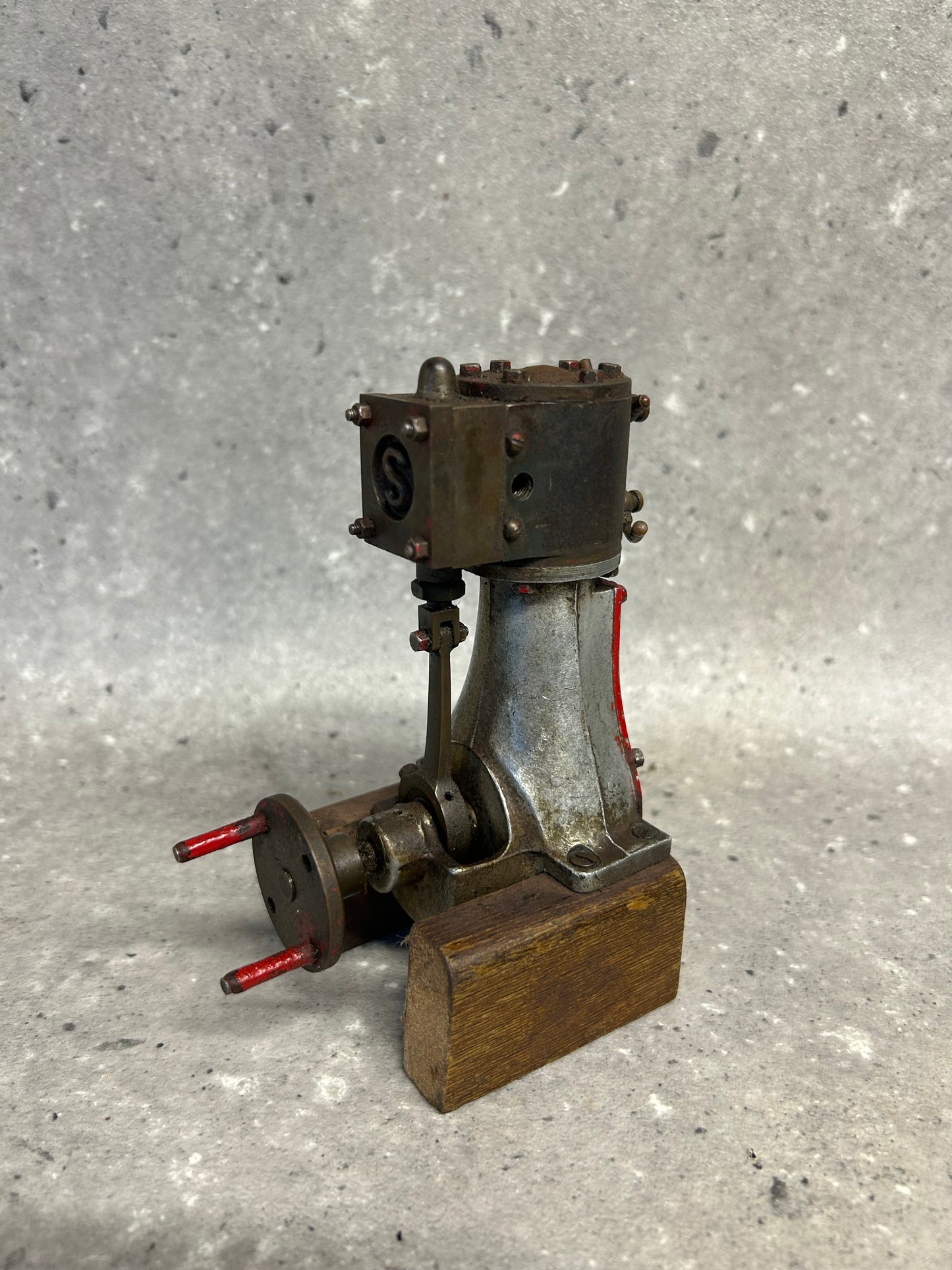 Stuart BB High Speed Marine Engine