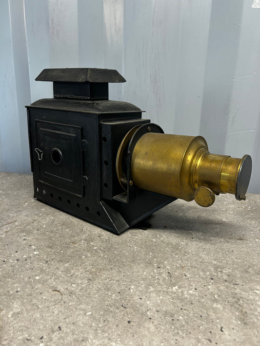H. Husbands & Sons (Bristol) Magic Lantern Projector